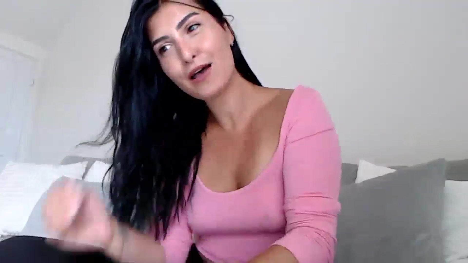Gallery image thumbnail from LeaIson's myfreecams stream on, 10/11/2023, 10:47 image 2 of 20