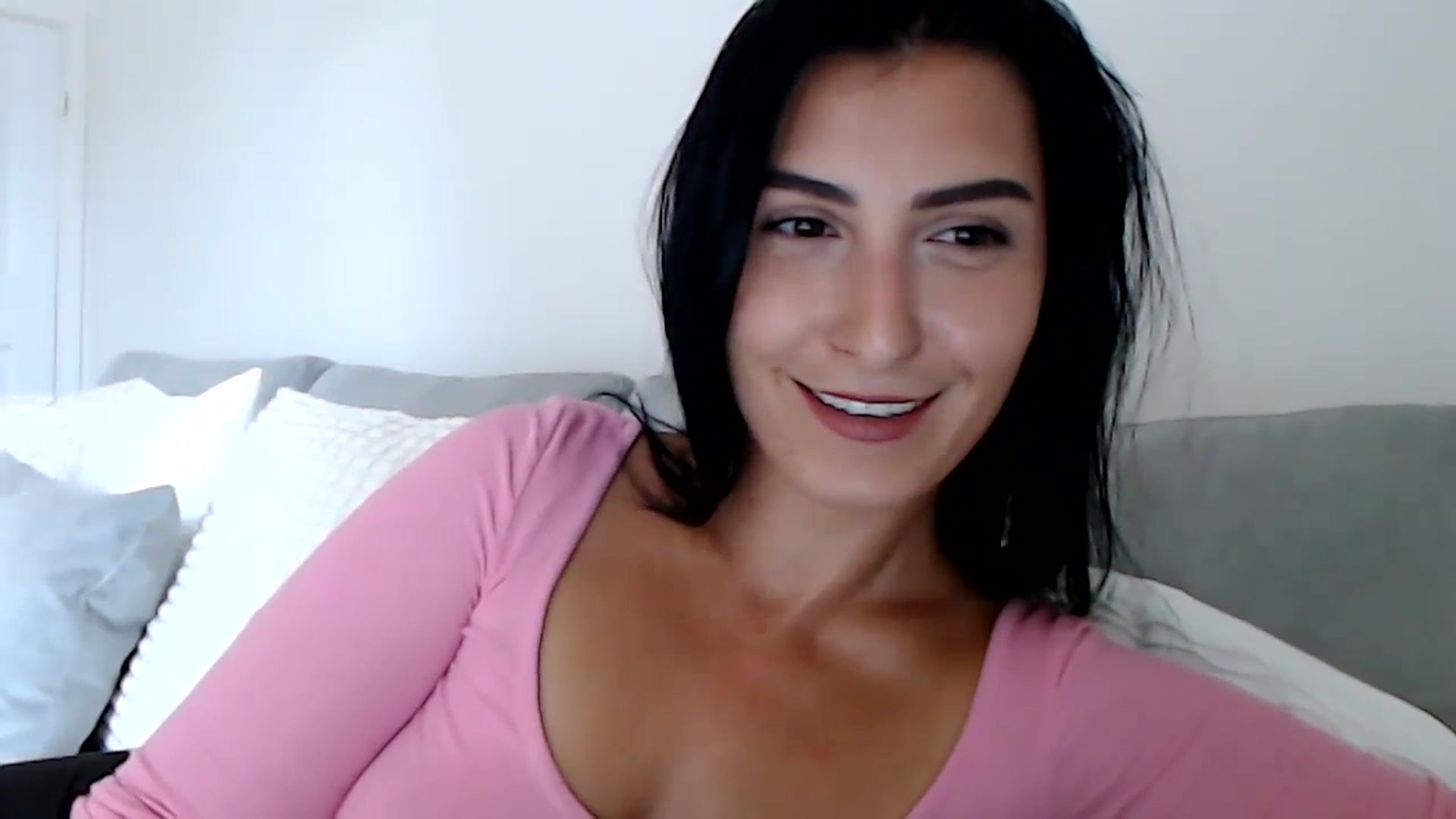 Gallery image thumbnail from LeaIson's myfreecams stream on, 10/11/2023, 10:47 image 7 of 20