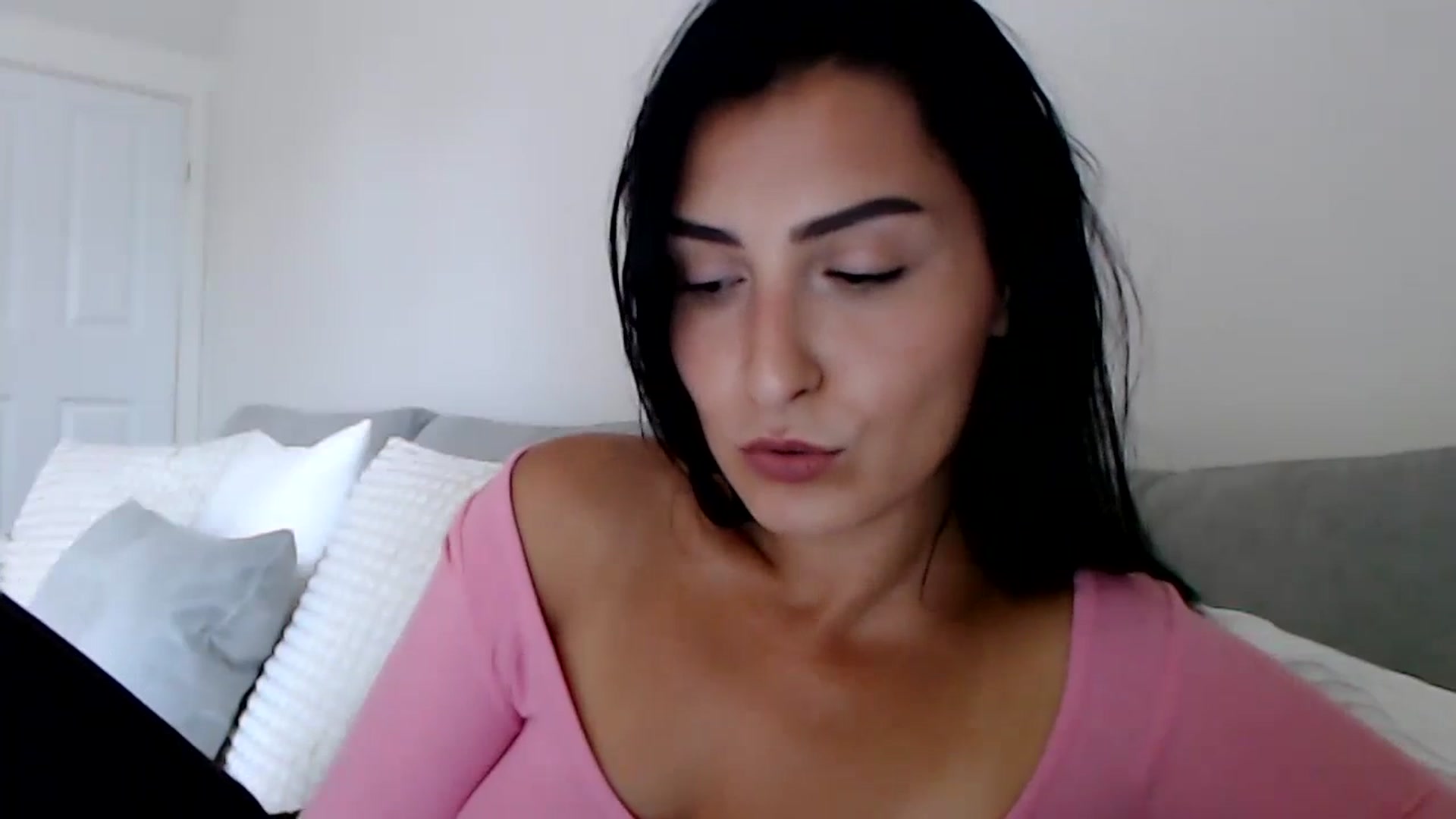 Gallery image thumbnail from LeaIson's myfreecams stream on, 10/11/2023, 10:47 image 17 of 20
