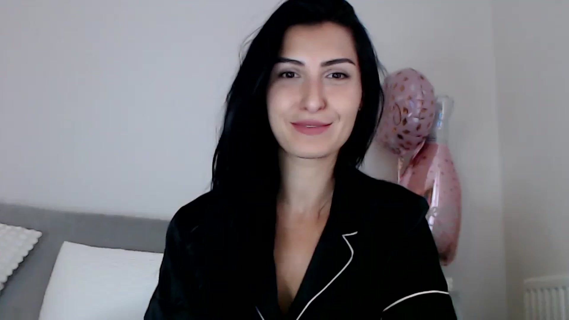 Gallery image thumbnail from LeaIson's myfreecams stream on, 10/18/2023, 08:10 image 15 of 20