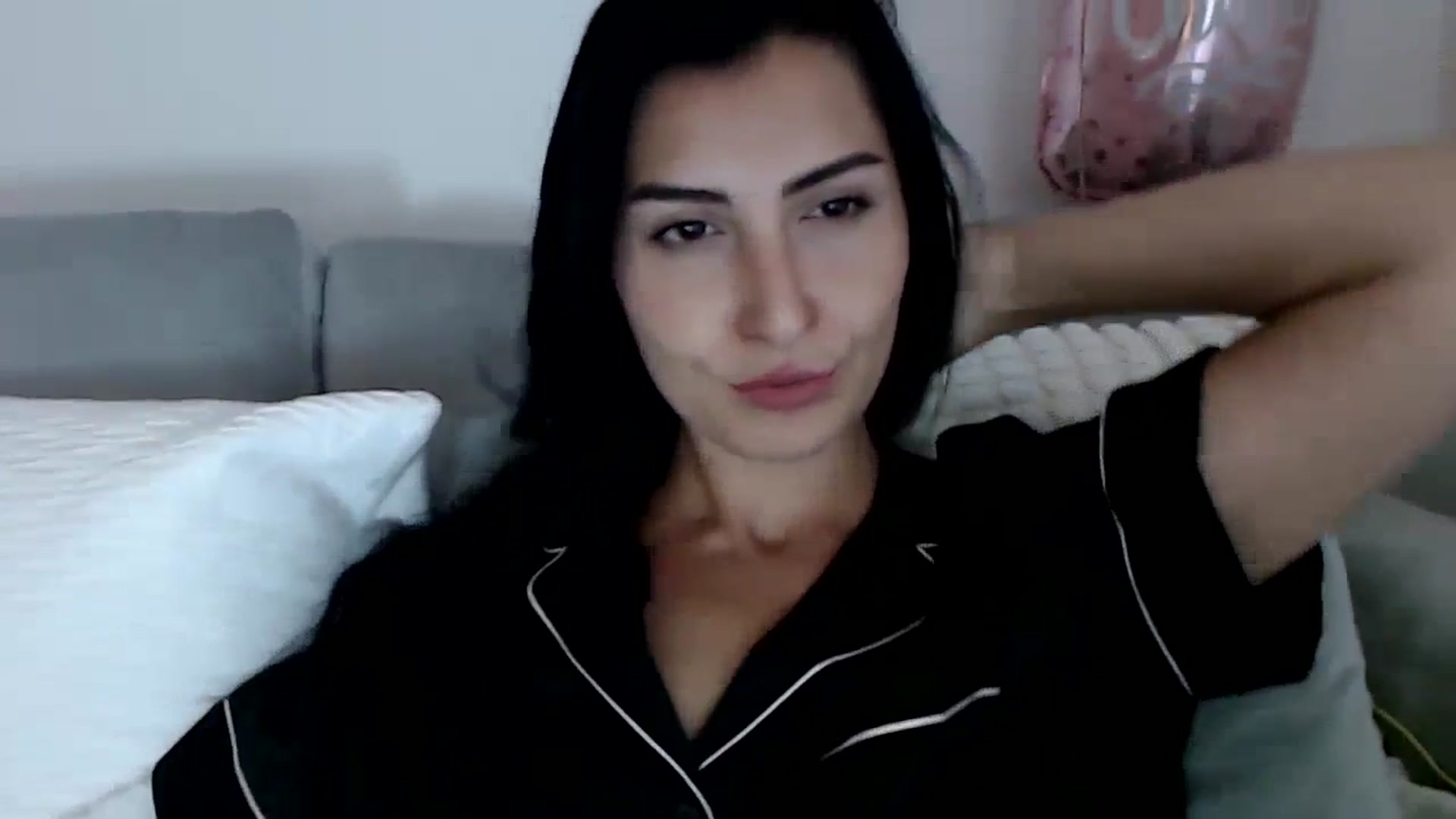 Gallery image thumbnail from LeaIson's myfreecams stream on, 10/18/2023, 08:10 image 16 of 20