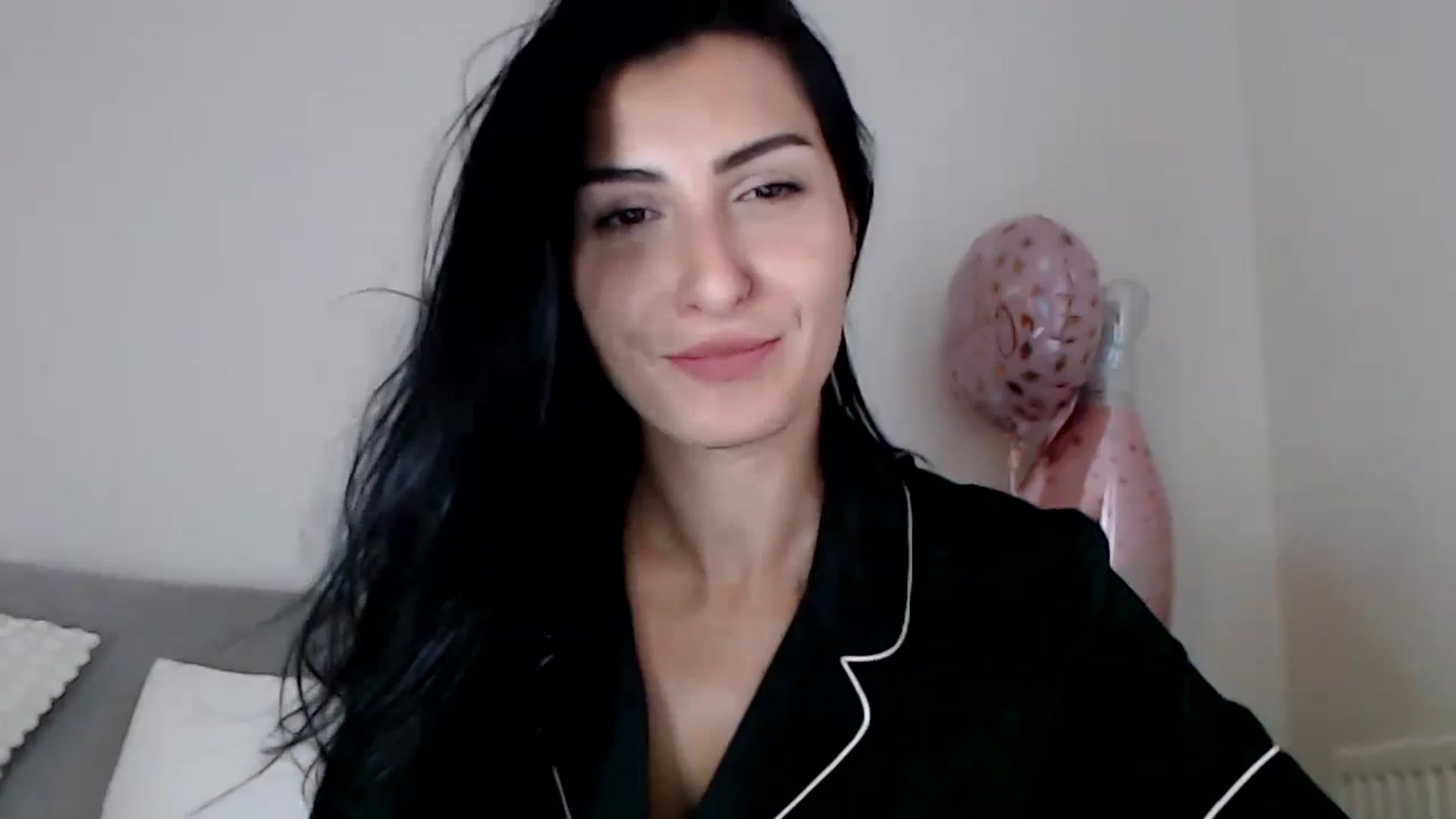 Gallery image thumbnail from LeaIson's myfreecams stream on, 10/18/2023, 08:10 image 14 of 20