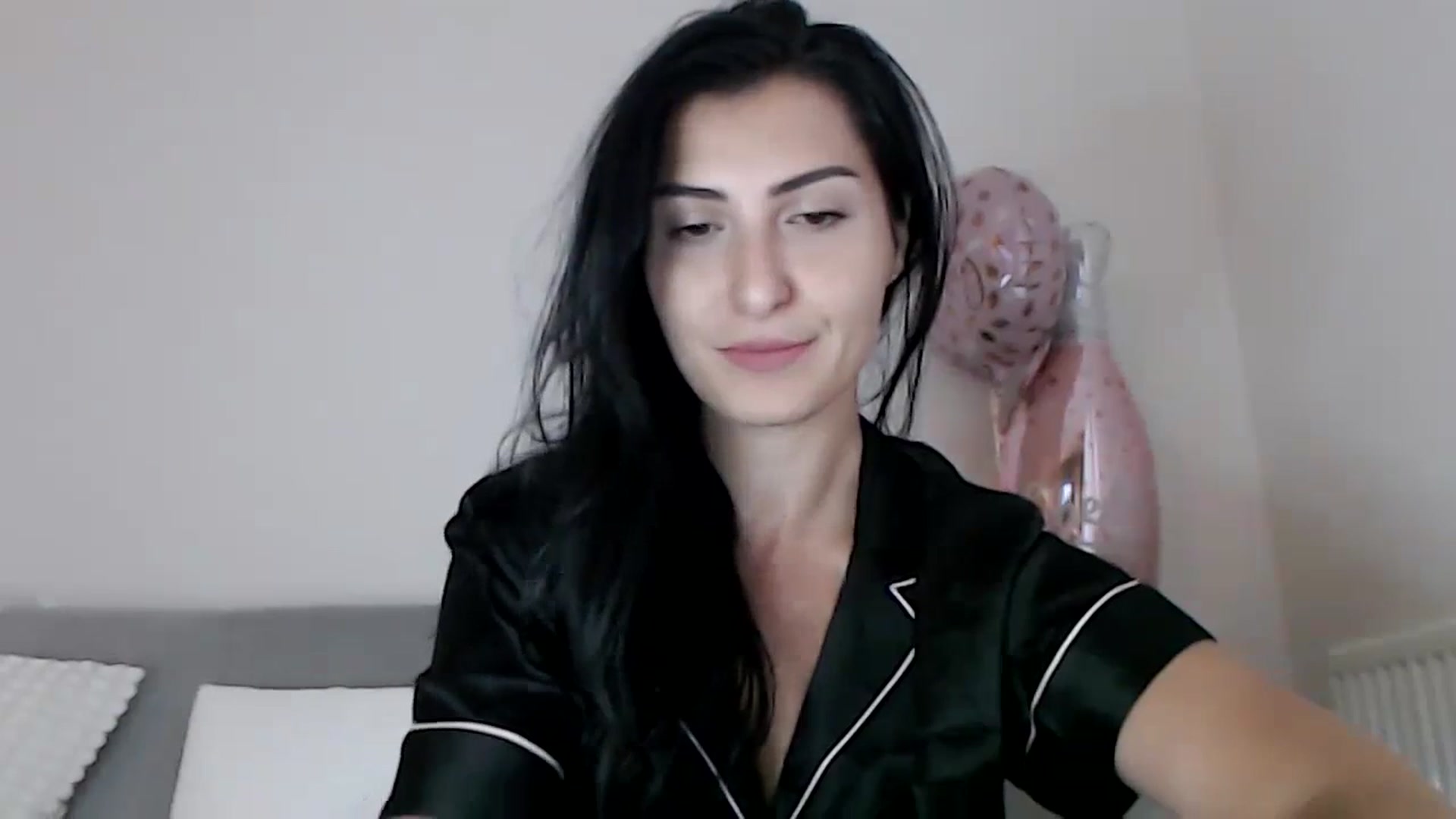 Gallery image thumbnail from LeaIson's myfreecams stream on, 10/18/2023, 08:10 image 5 of 20