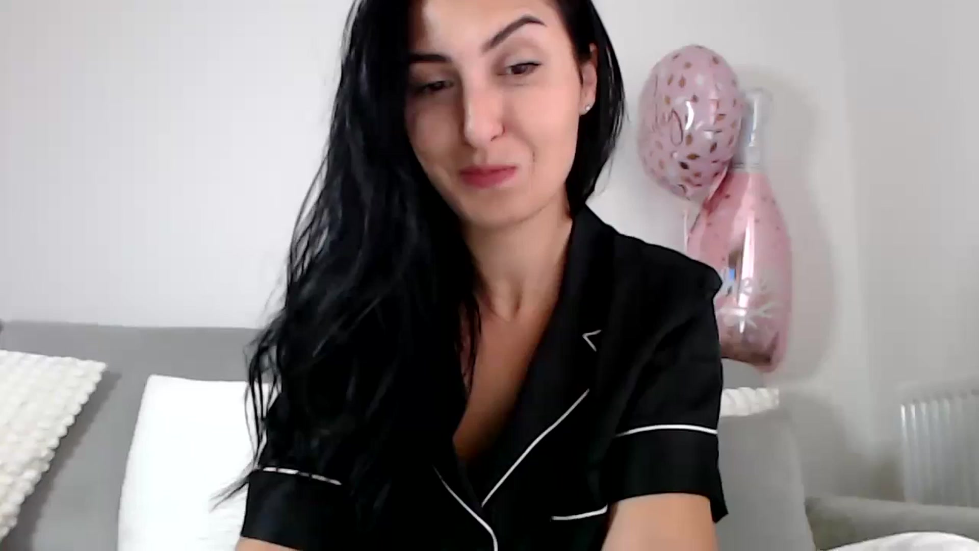 Gallery image thumbnail from LeaIson's myfreecams stream on, 10/18/2023, 09:57 image 15 of 20