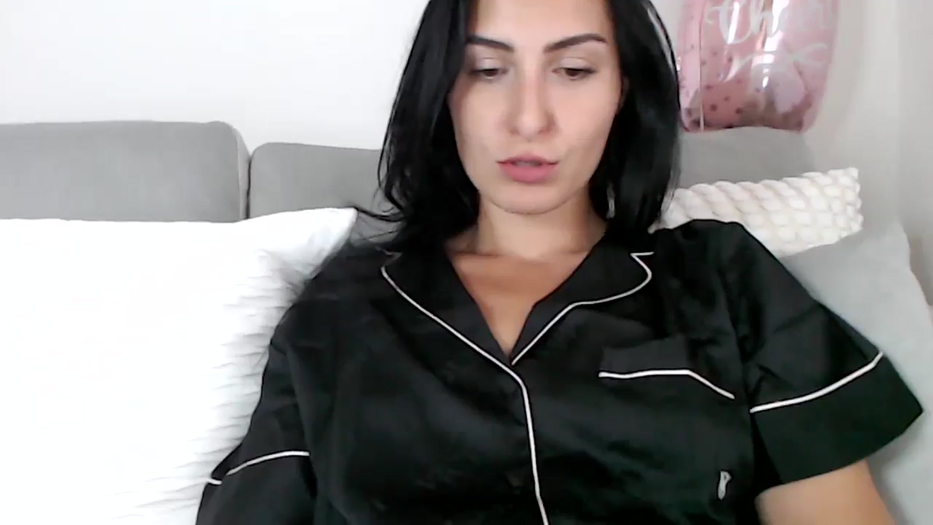 Gallery image thumbnail from LeaIson's myfreecams stream on, 10/18/2023, 09:57 image 9 of 20