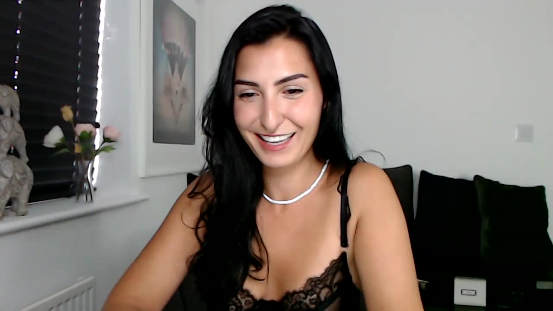 Gallery image thumbnail from LeaIson's myfreecams stream on, 10/19/2023, 09:55 image 9 of 20