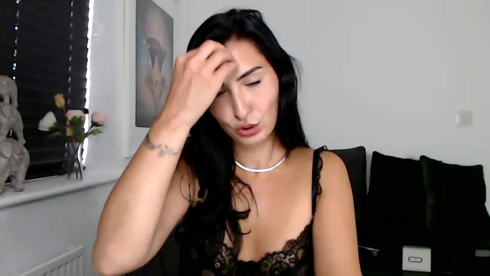 Gallery image thumbnail from LeaIson's myfreecams stream on, 10/19/2023, 09:55 image 16 of 20