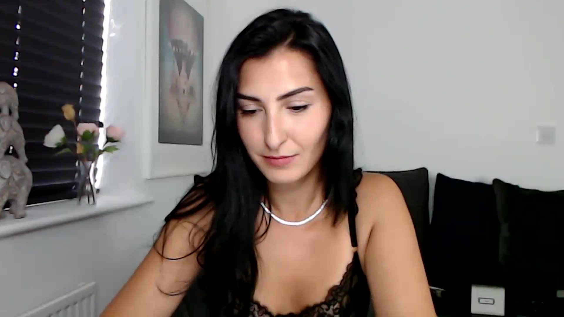 Gallery image thumbnail from LeaIson's myfreecams stream on, 10/19/2023, 10:57 image 15 of 20