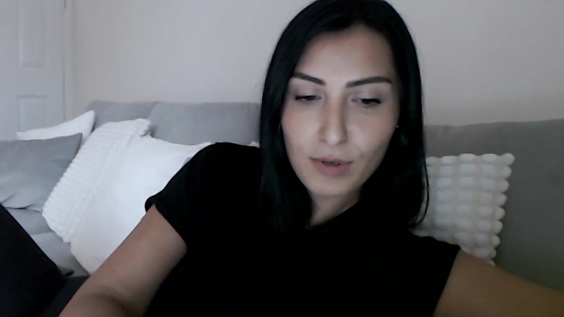 Gallery image thumbnail from LeaIson's myfreecams stream on, 10/20/2023, 13:23 image 3 of 20