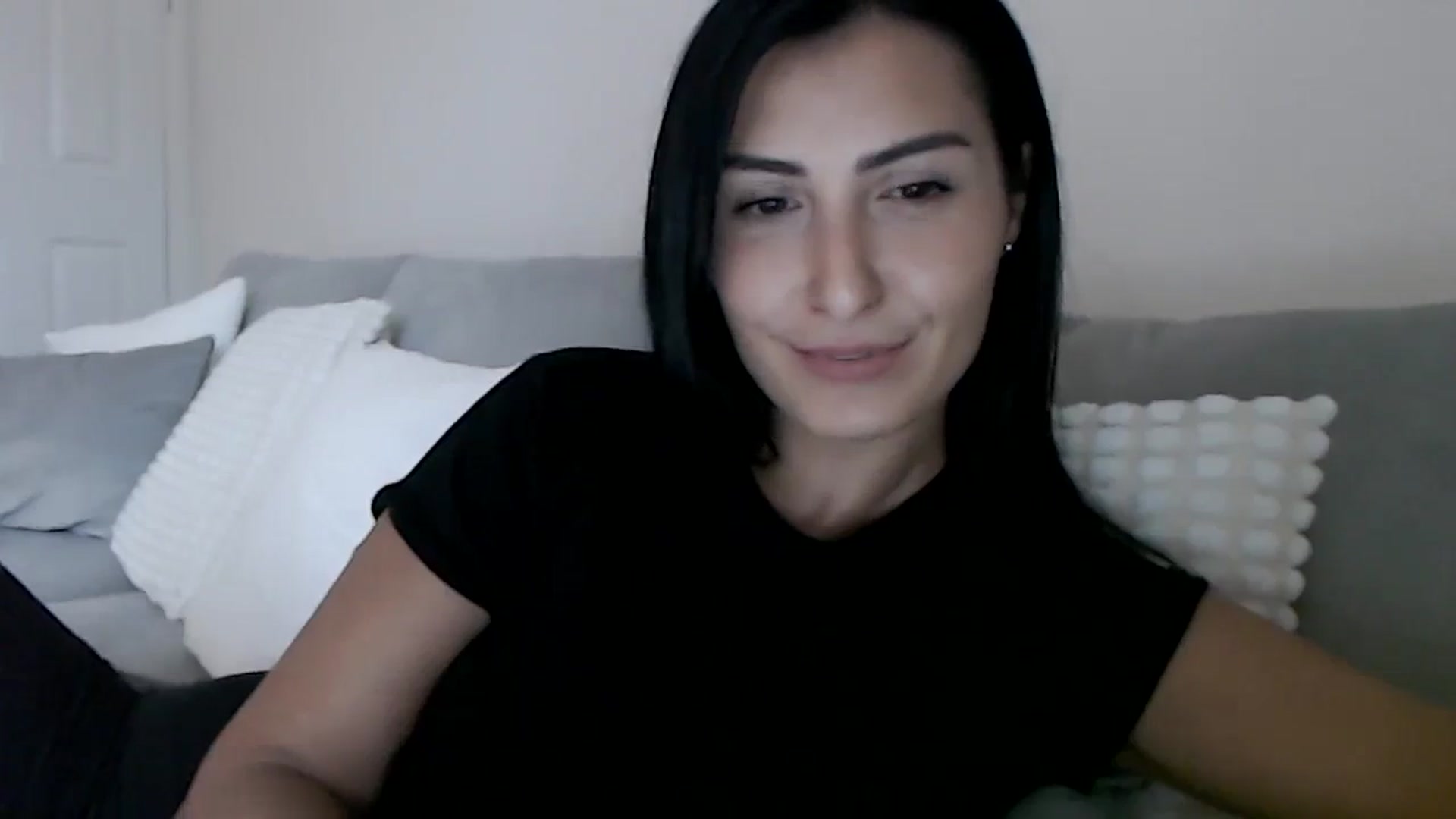 Gallery image thumbnail from LeaIson's myfreecams stream on, 10/20/2023, 13:23 image 2 of 20