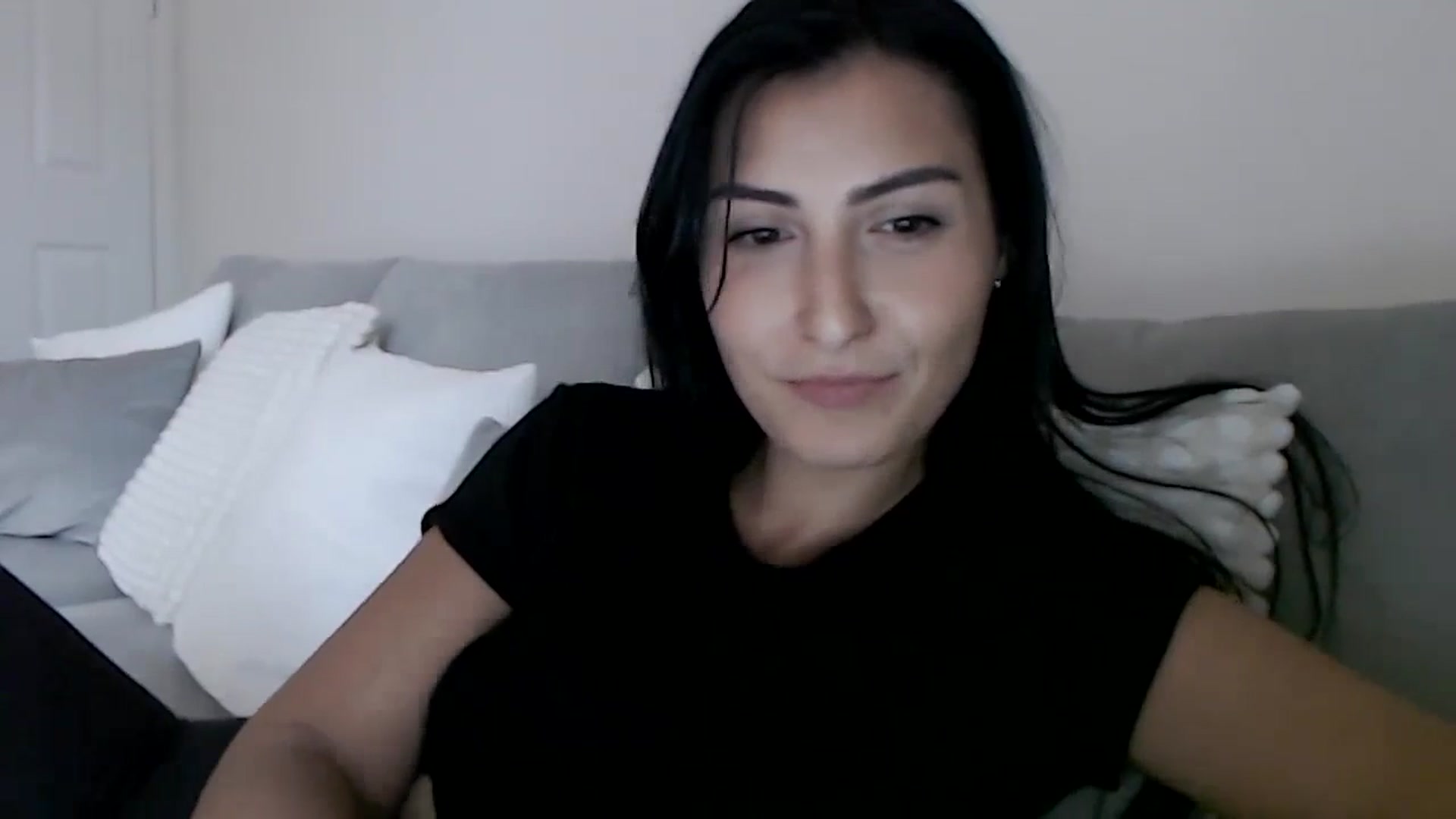 Gallery image thumbnail from LeaIson's myfreecams stream on, 10/20/2023, 13:23 image 8 of 20