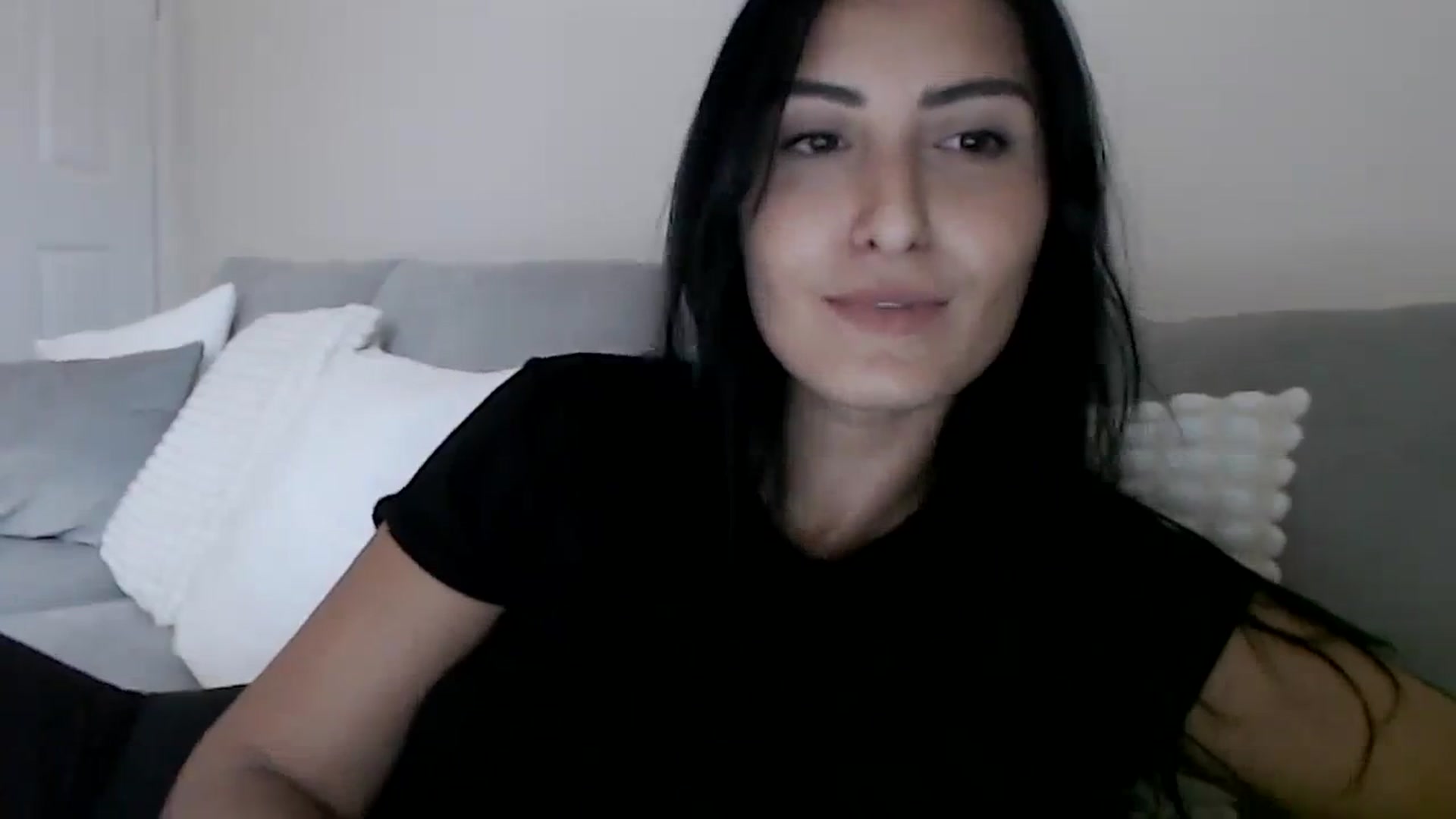 Gallery image thumbnail from LeaIson's myfreecams stream on, 10/20/2023, 13:23 image 6 of 20