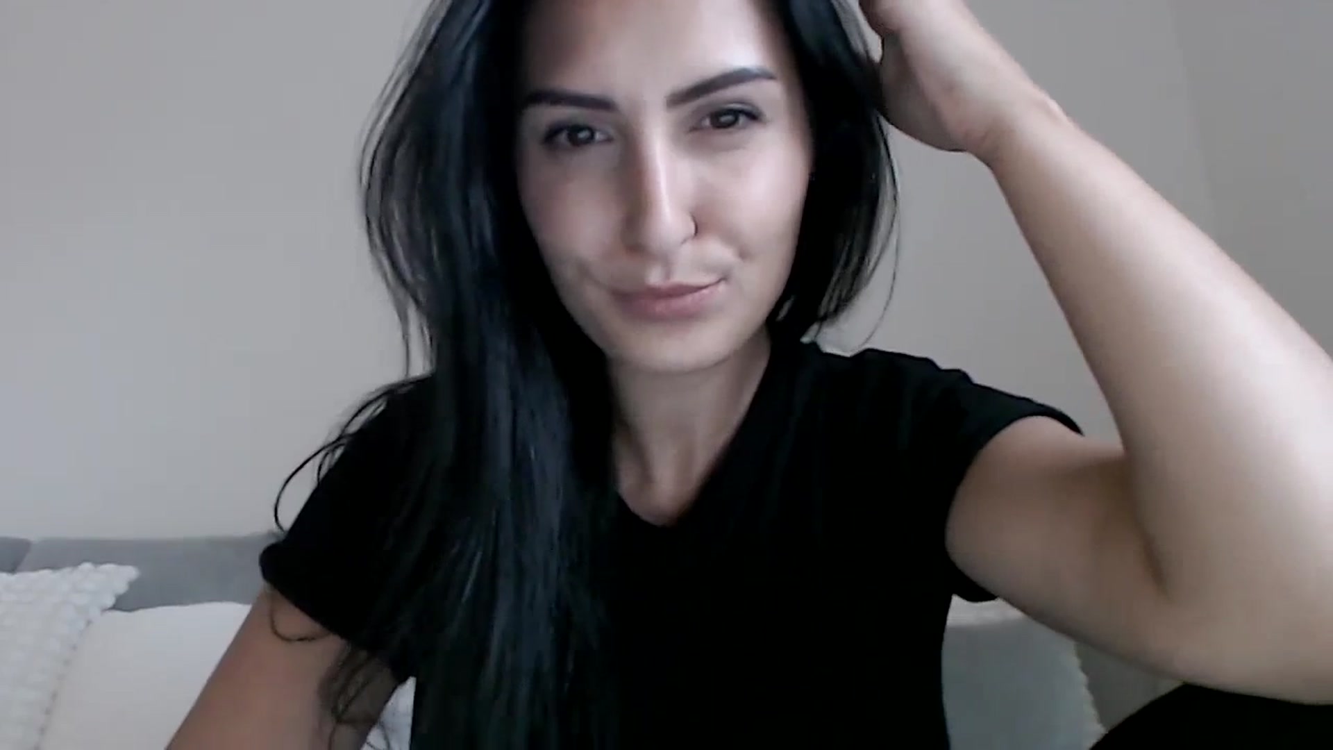 Gallery image thumbnail from LeaIson's myfreecams stream on, 10/20/2023, 13:23 image 14 of 20