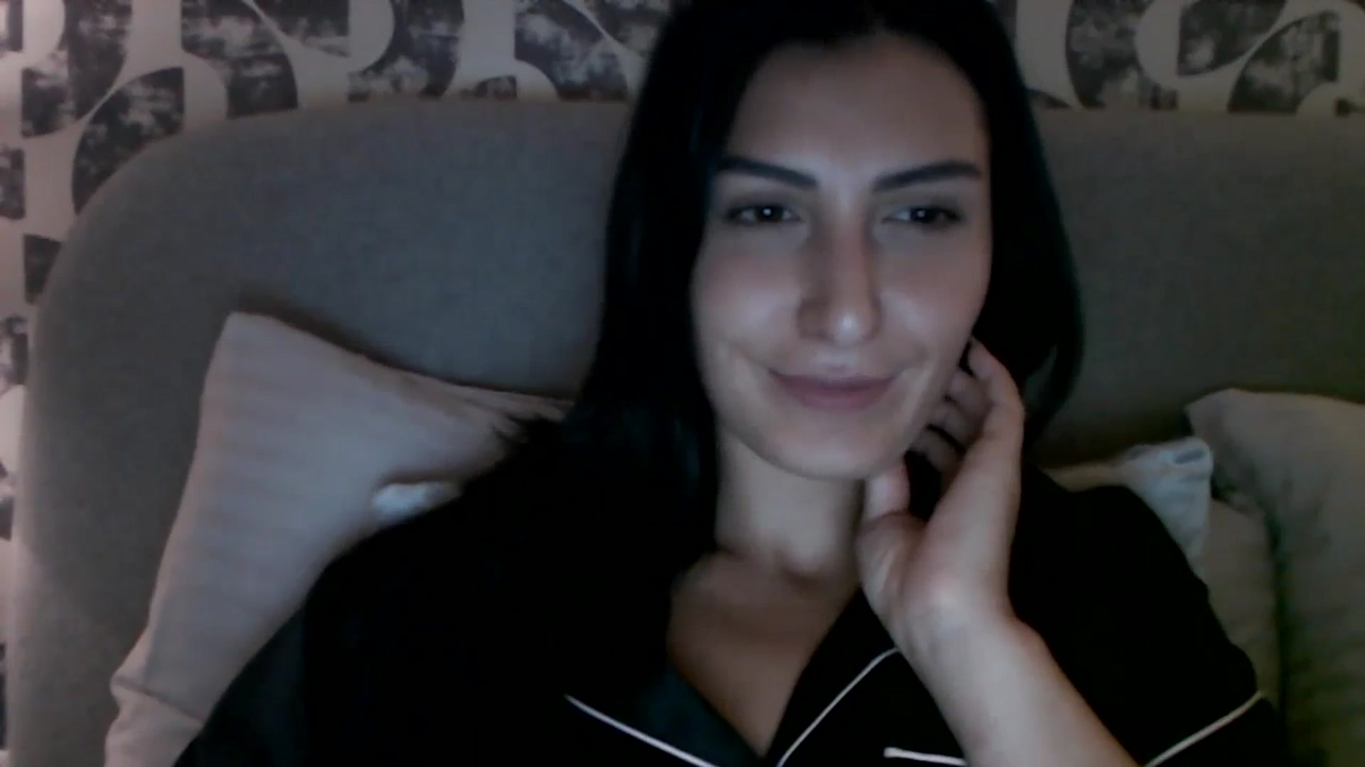Gallery image thumbnail from LeaIson's myfreecams stream on, 10/23/2023, 09:09 image 6 of 20
