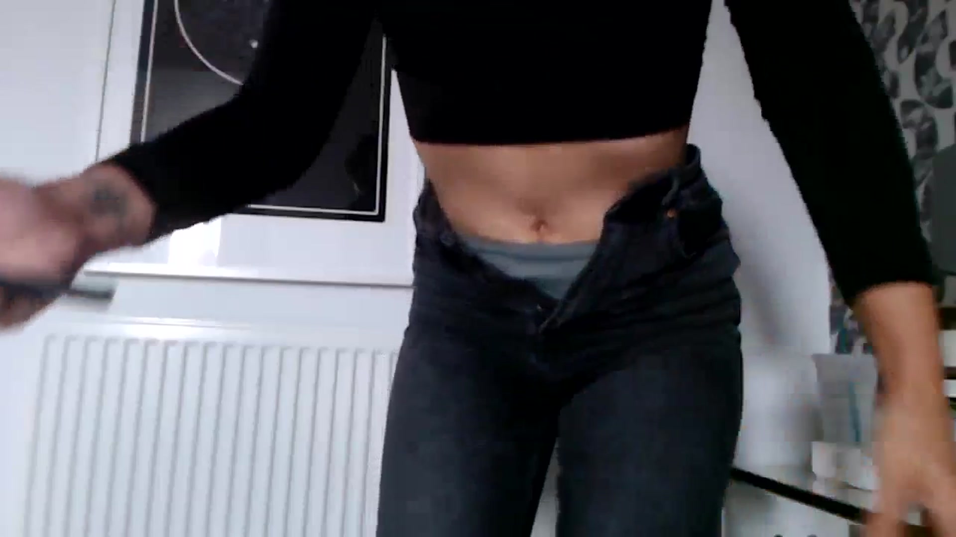 Gallery image thumbnail from LeaIson's myfreecams stream on, 10/23/2023, 11:34 image 16 of 20