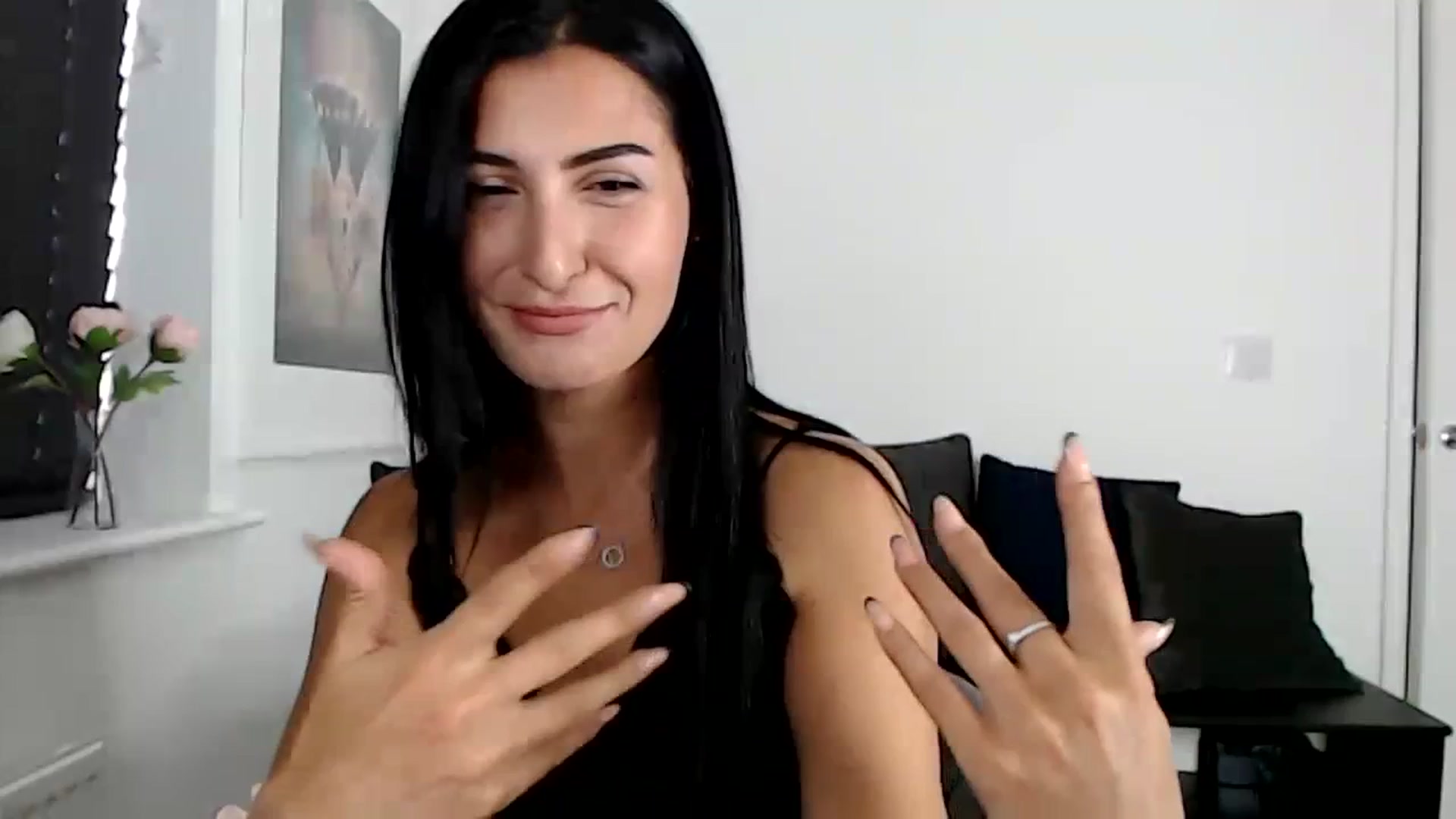 Gallery image thumbnail from LeaIson's myfreecams stream on, 10/26/2023, 11:23 image 1 of 20