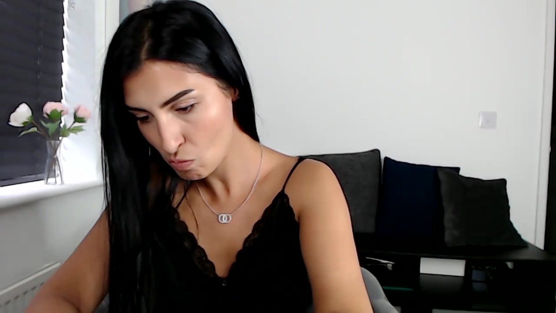 Gallery image thumbnail from LeaIson's myfreecams stream on, 10/26/2023, 13:43 image 3 of 20