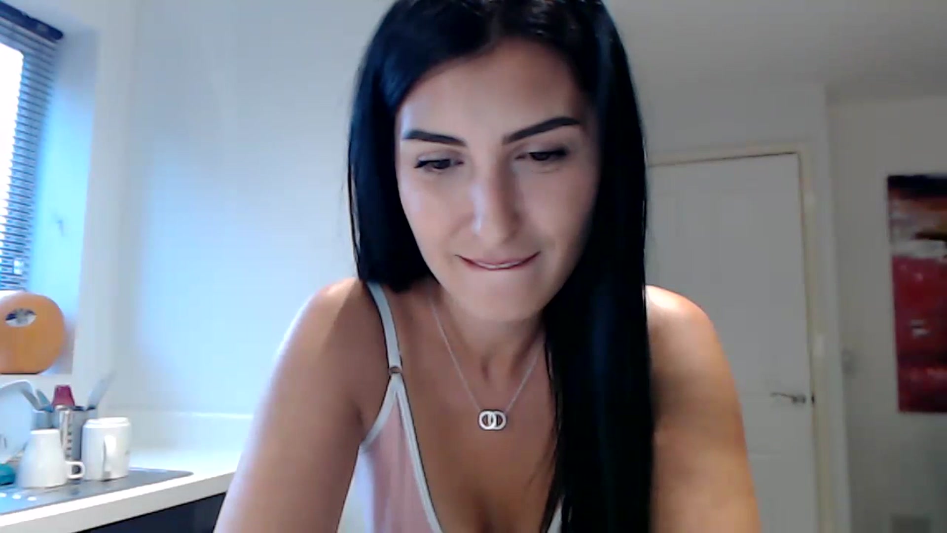Gallery image thumbnail from LeaIson's myfreecams stream on, 10/26/2023, 16:49 image 14 of 20