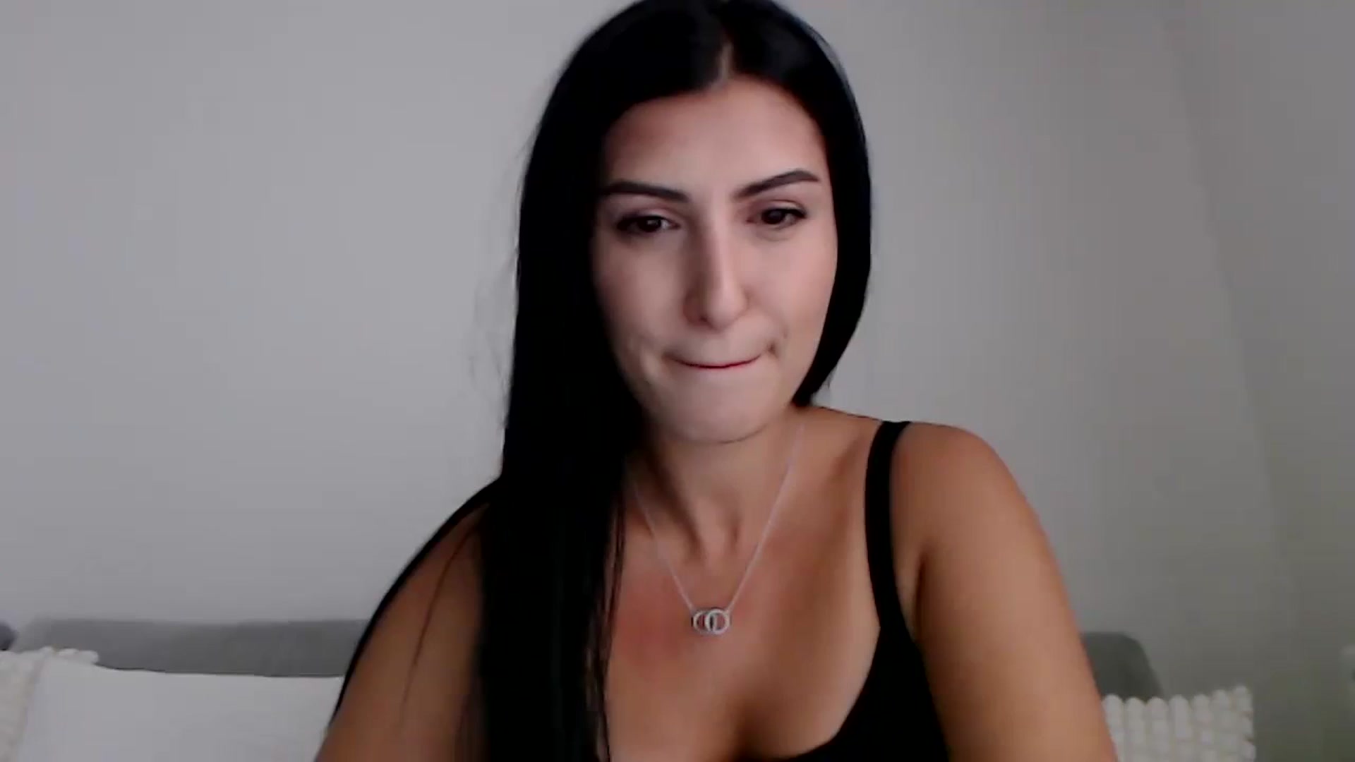 Gallery image thumbnail from LeaIson's myfreecams stream on, 10/27/2023, 12:37 image 3 of 20