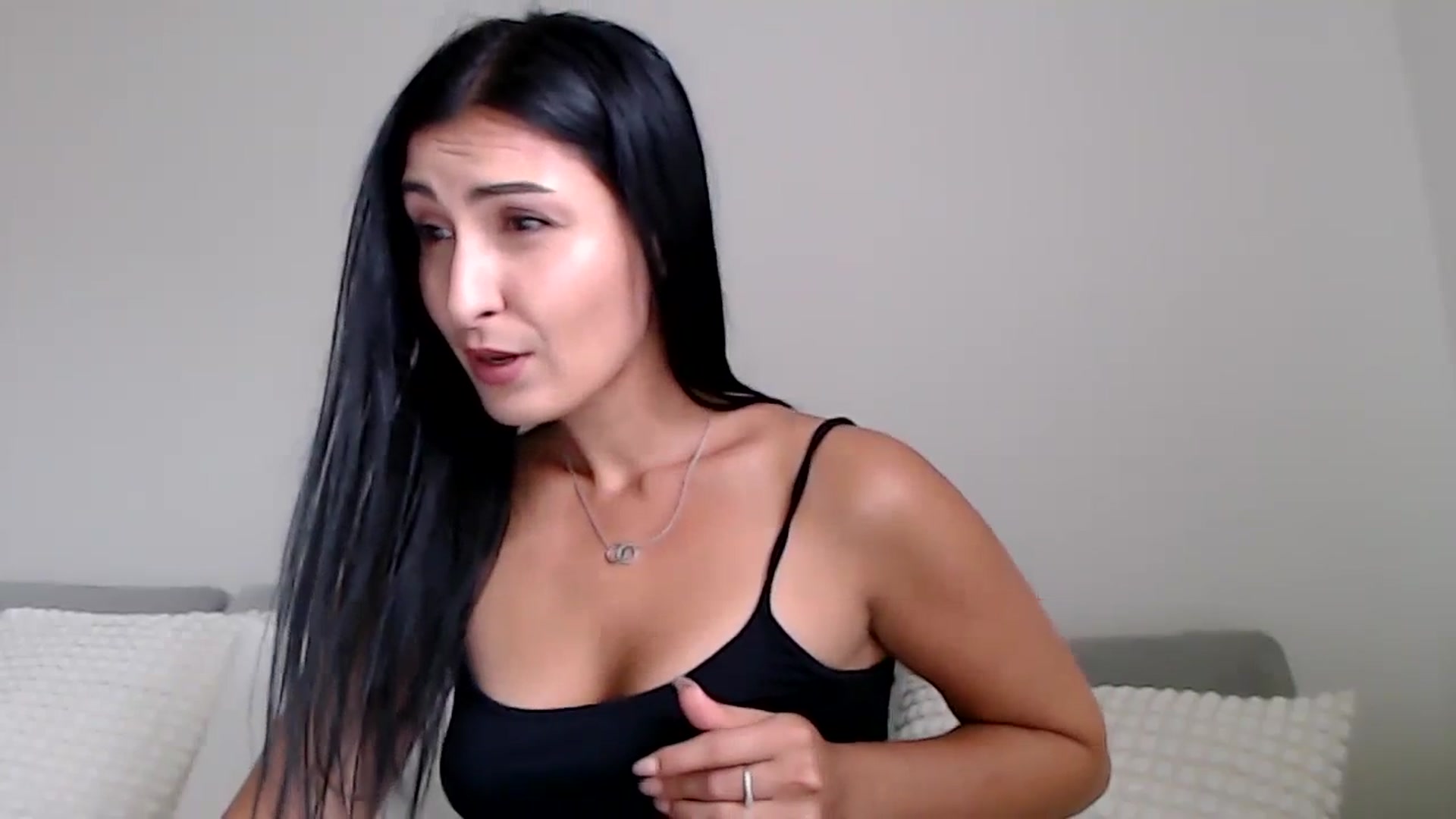 Gallery image thumbnail from LeaIson's myfreecams stream on, 10/27/2023, 13:57 image 9 of 20