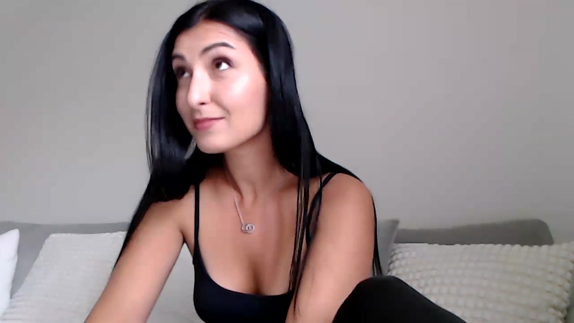 Gallery image thumbnail from LeaIson's myfreecams stream on, 10/27/2023, 13:57 image 14 of 20