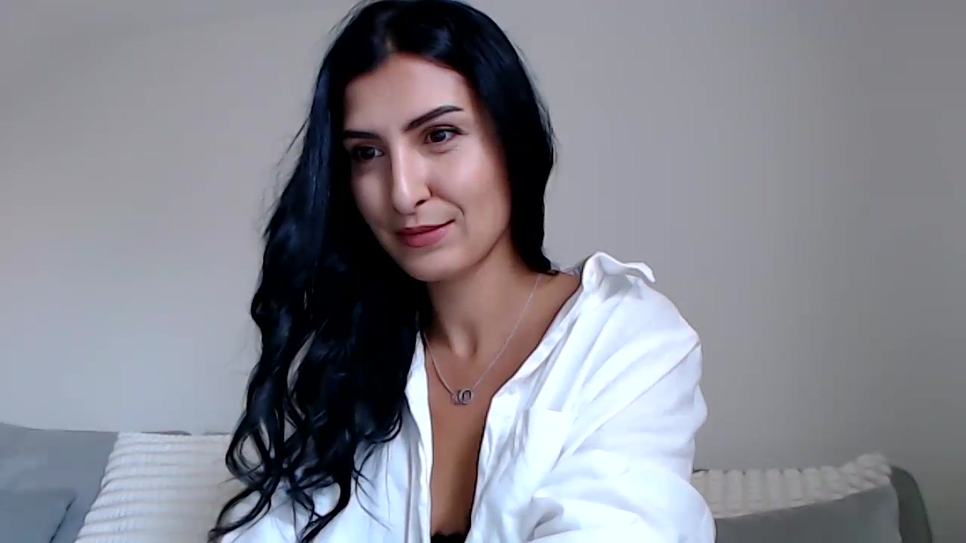 Gallery image thumbnail from LeaIson's myfreecams stream on, 10/29/2023, 12:14 image 2 of 20