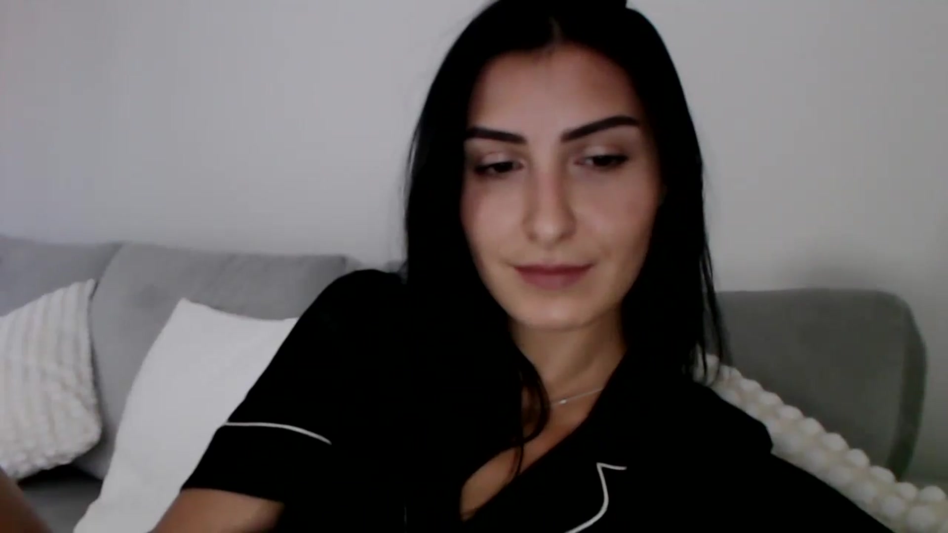 Gallery image thumbnail from LeaIson's myfreecams stream on, 11/06/2023, 10:27 image 2 of 20