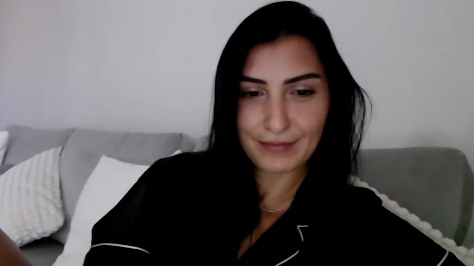 Gallery image thumbnail from LeaIson's myfreecams stream on, 11/06/2023, 10:27 image 6 of 20