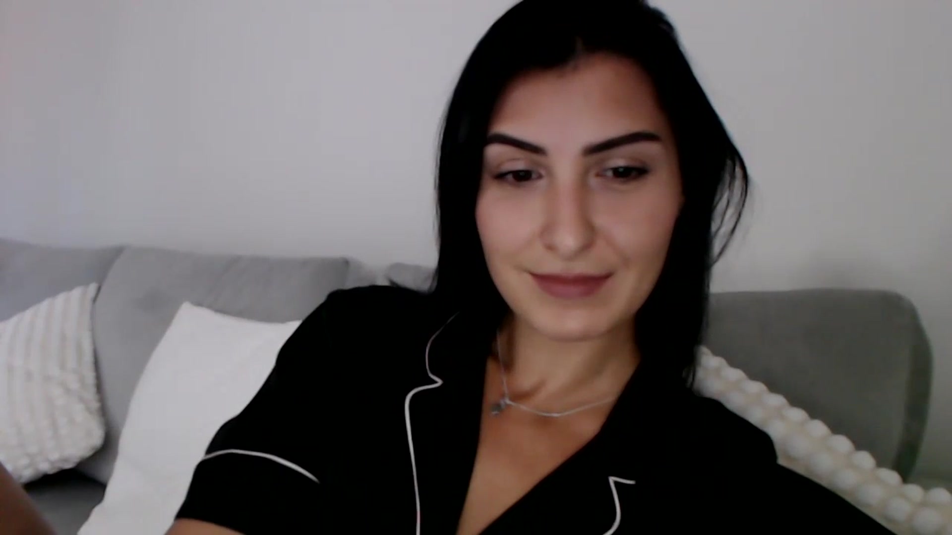 Gallery image thumbnail from LeaIson's myfreecams stream on, 11/06/2023, 10:27 image 3 of 20