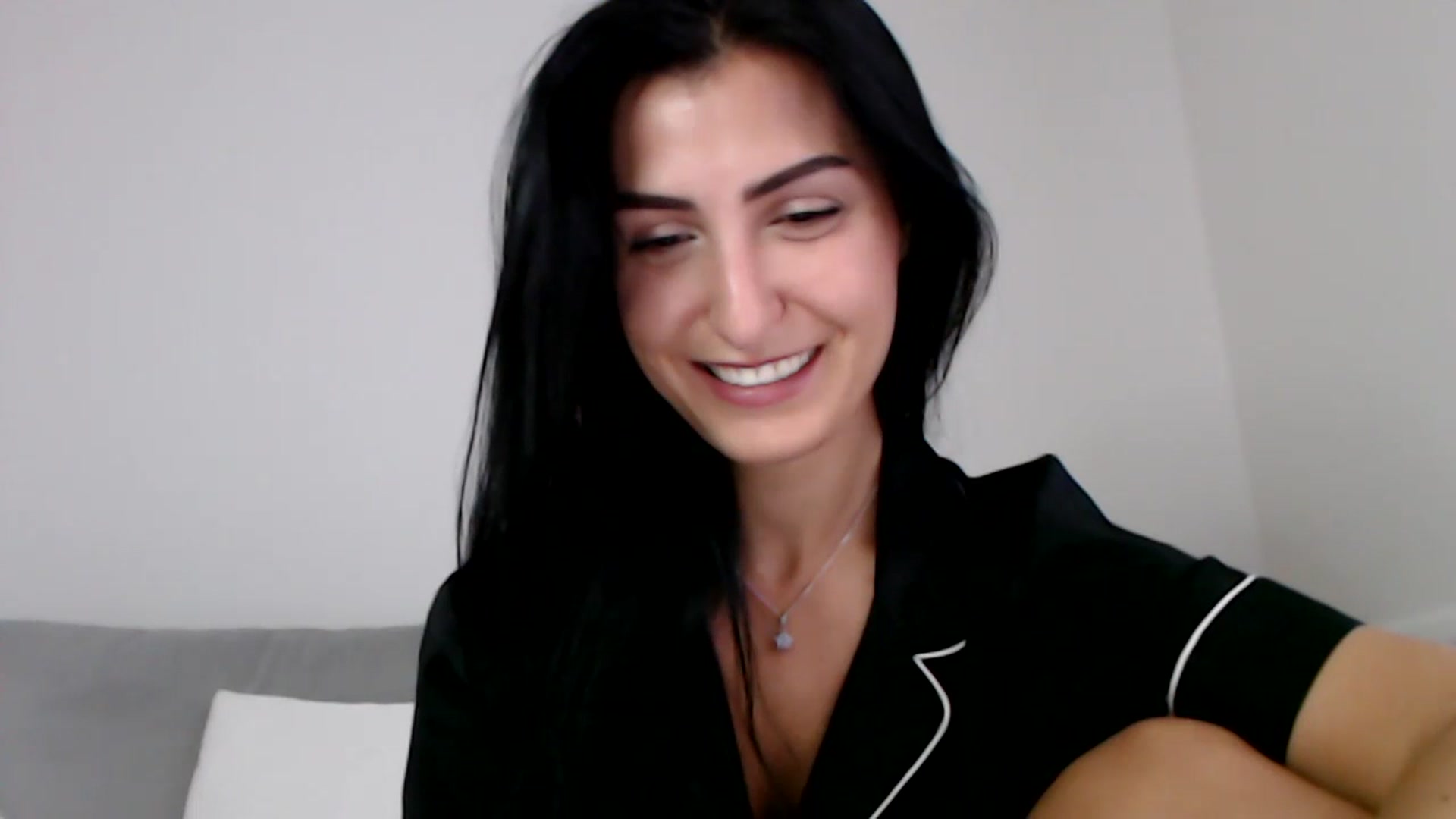 Gallery image thumbnail from LeaIson's myfreecams stream on, 11/06/2023, 10:27 image 10 of 20