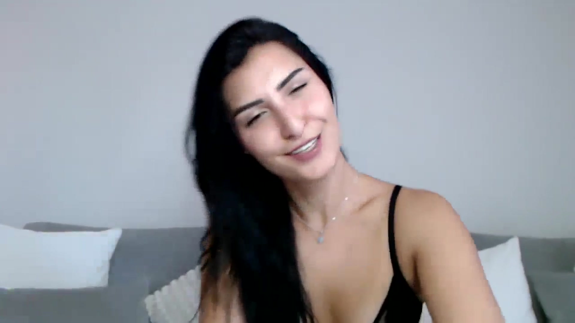 Gallery image thumbnail from LeaIson's myfreecams stream on, 11/06/2023, 12:08 image 2 of 20