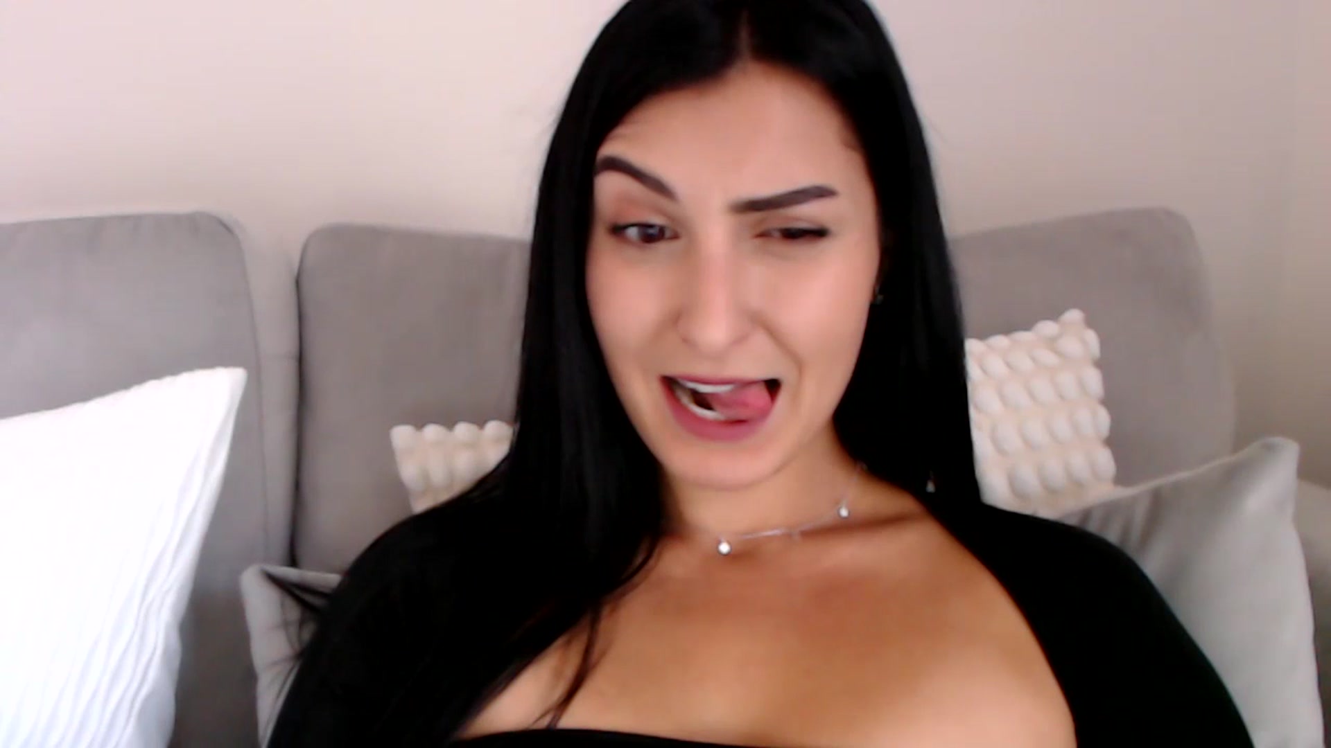 Gallery image thumbnail from LeaIson's myfreecams stream on, 11/13/2023, 11:50 image 15 of 20