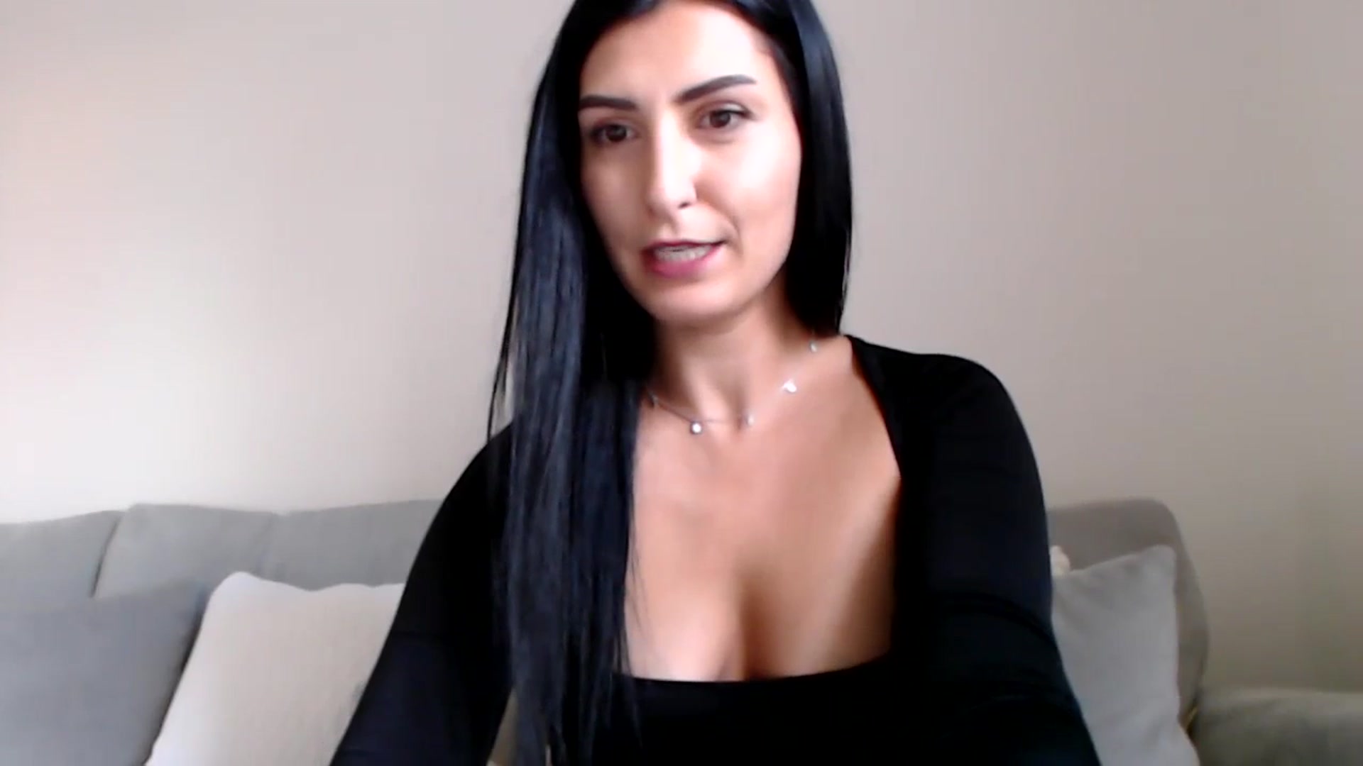 Gallery image thumbnail from LeaIson's myfreecams stream on, 11/13/2023, 13:15 image 16 of 20
