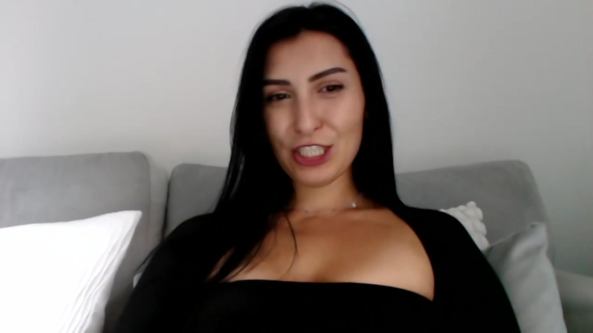 Gallery image thumbnail from LeaIson's myfreecams stream on, 11/13/2023, 14:29 image 16 of 20