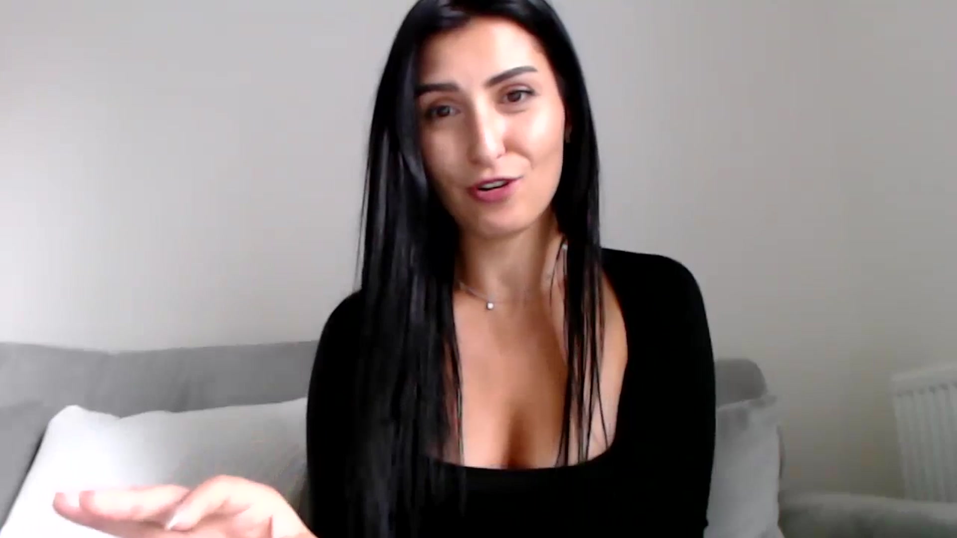 Gallery image thumbnail from LeaIson's myfreecams stream on, 11/13/2023, 14:29 image 12 of 20
