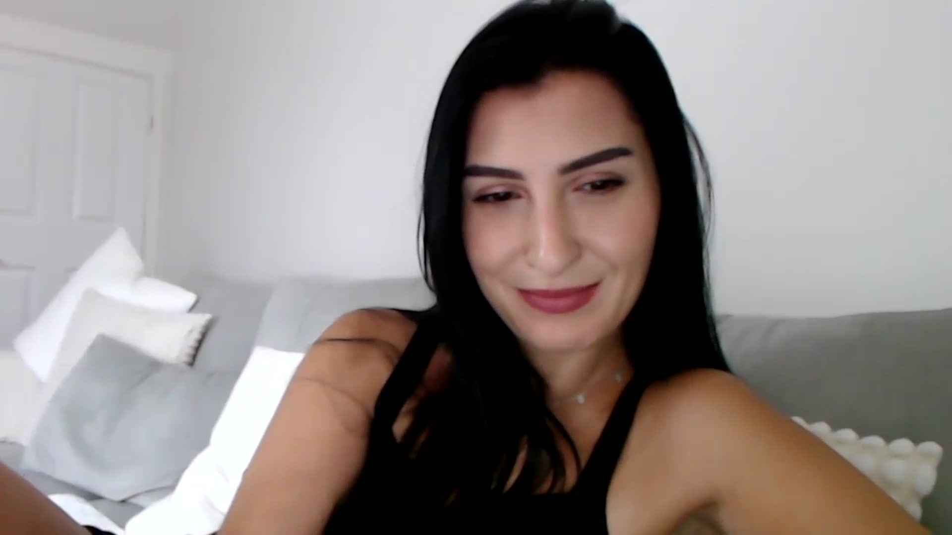 Gallery image thumbnail from LeaIson's myfreecams stream on, 11/14/2023, 12:20 image 7 of 20