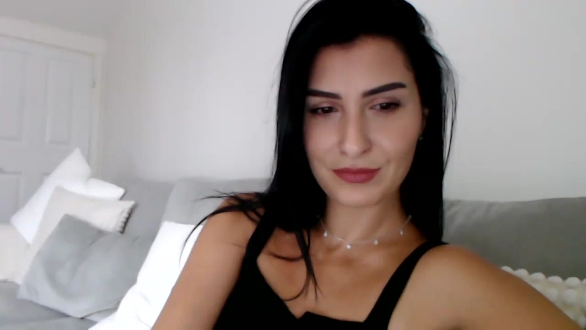 Gallery image thumbnail from LeaIson's myfreecams stream on, 11/14/2023, 12:20 image 14 of 20