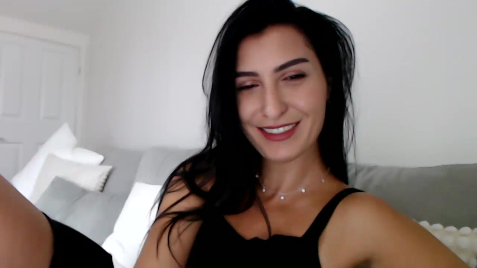 Gallery image thumbnail from LeaIson's myfreecams stream on, 11/14/2023, 12:20 image 13 of 20