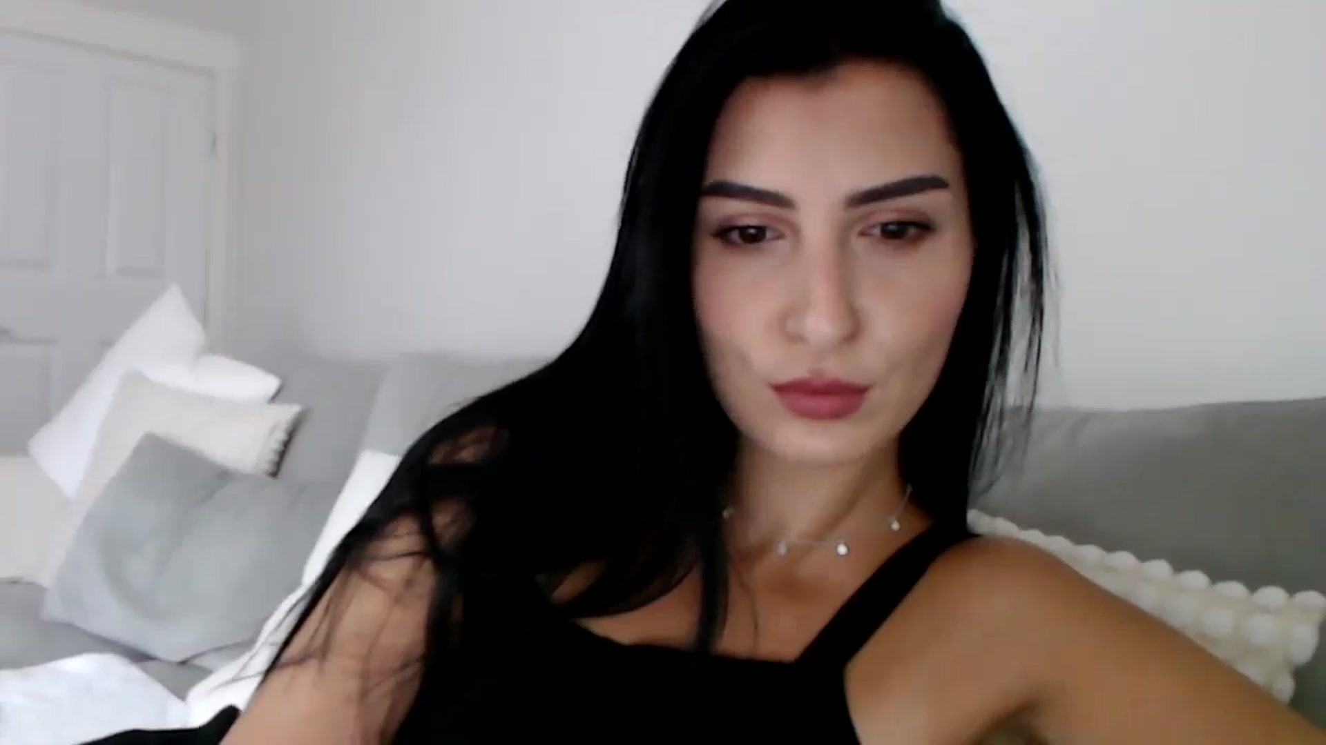 Gallery image thumbnail from LeaIson's myfreecams stream on, 11/14/2023, 12:20 image 3 of 20