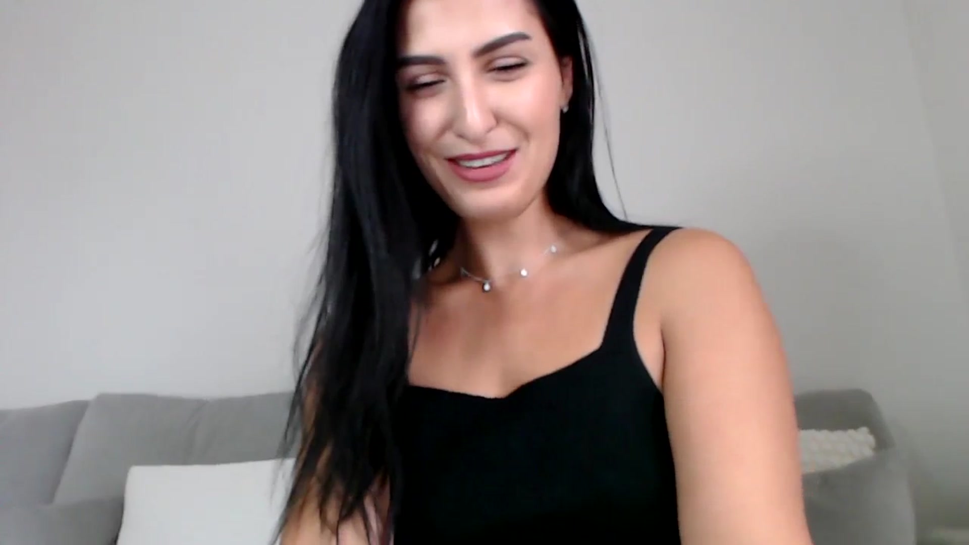 Gallery image thumbnail from LeaIson's myfreecams stream on, 11/14/2023, 12:20 image 18 of 20