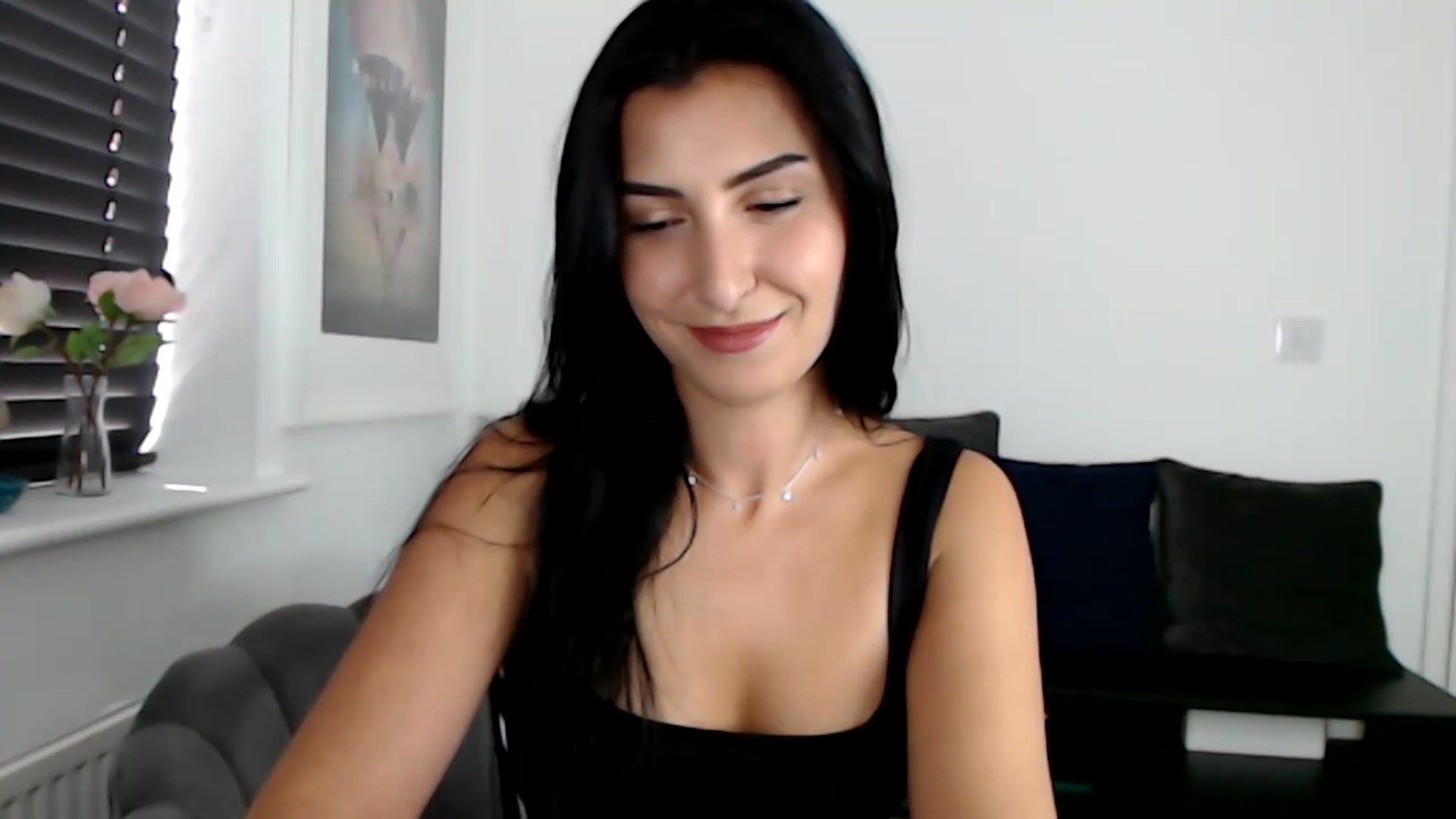 Gallery image thumbnail from LeaIson's myfreecams stream on, 11/17/2023, 12:18 image 14 of 20