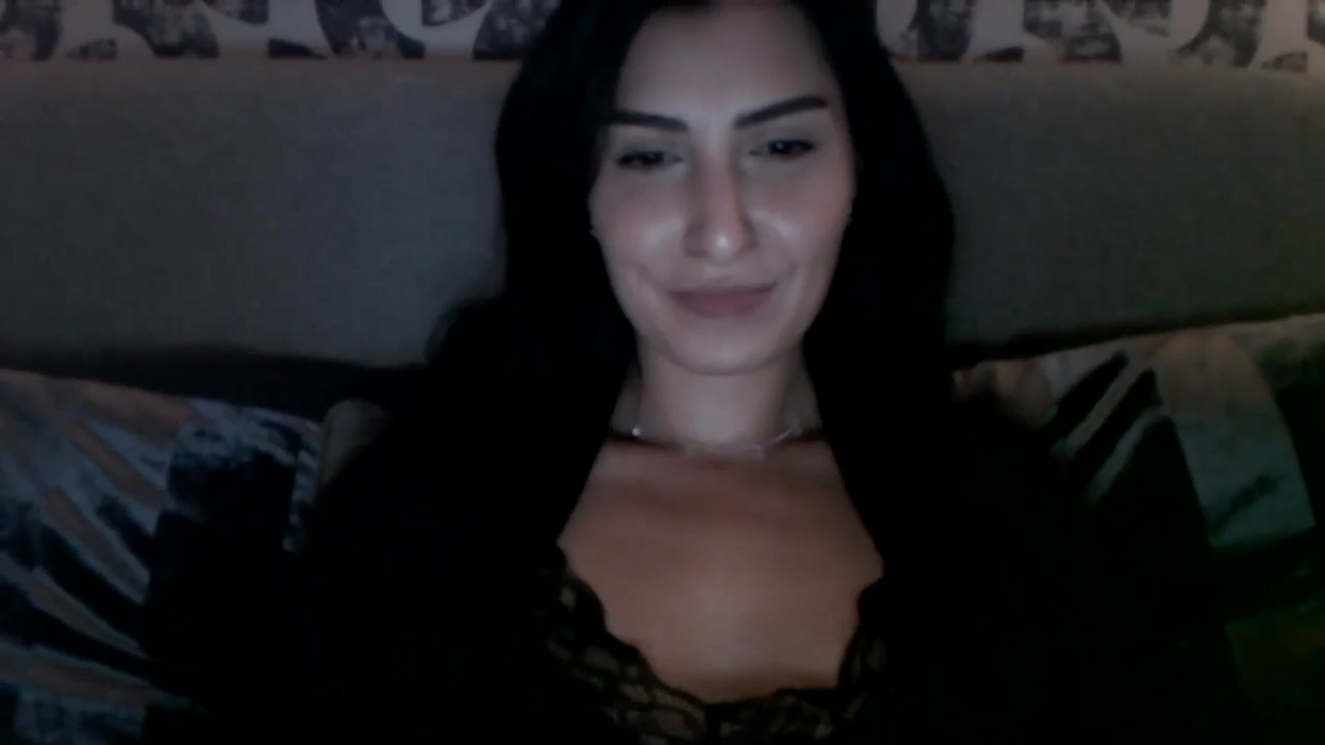 Gallery image thumbnail from LeaIson's myfreecams stream on, 11/20/2023, 09:44 image 9 of 20