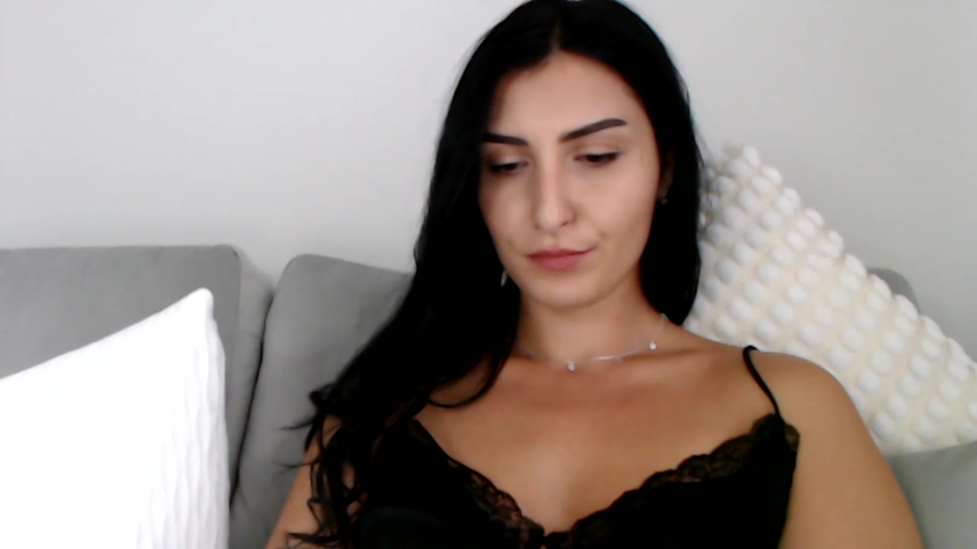 Gallery image thumbnail from LeaIson's myfreecams stream on, 11/20/2023, 12:01 image 15 of 20