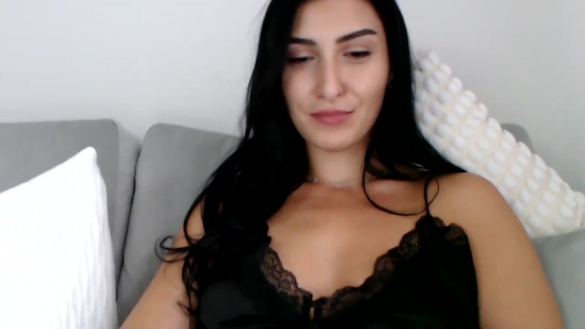 Gallery image thumbnail from LeaIson's myfreecams stream on, 11/20/2023, 12:01 image 2 of 20