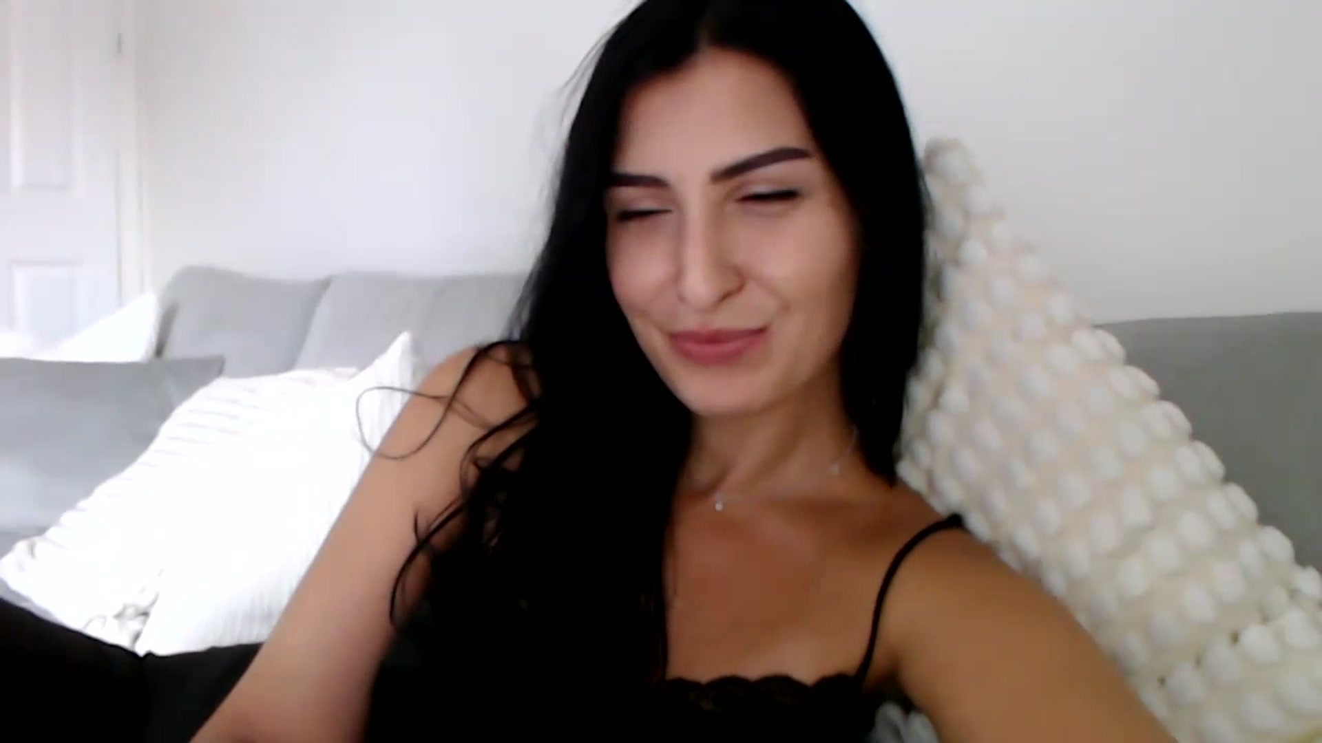 Gallery image thumbnail from LeaIson's myfreecams stream on, 11/20/2023, 12:58 image 9 of 20