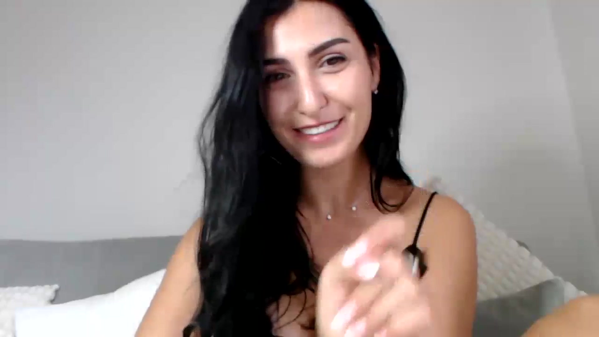 Gallery image thumbnail from LeaIson's myfreecams stream on, 11/20/2023, 13:50 image 12 of 20