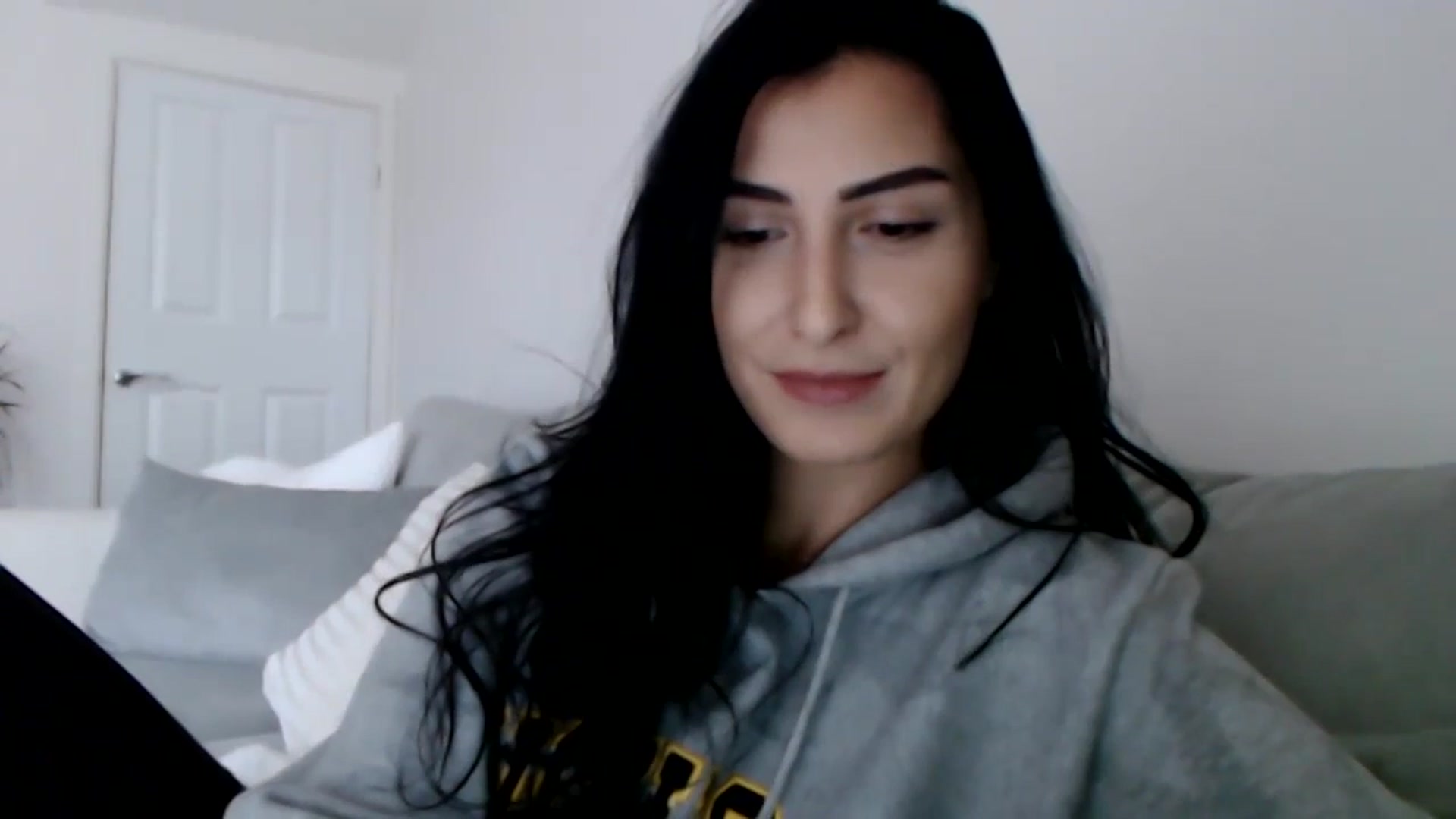 Gallery image thumbnail from LeaIson's myfreecams stream on, 11/21/2023, 13:31 image 7 of 20