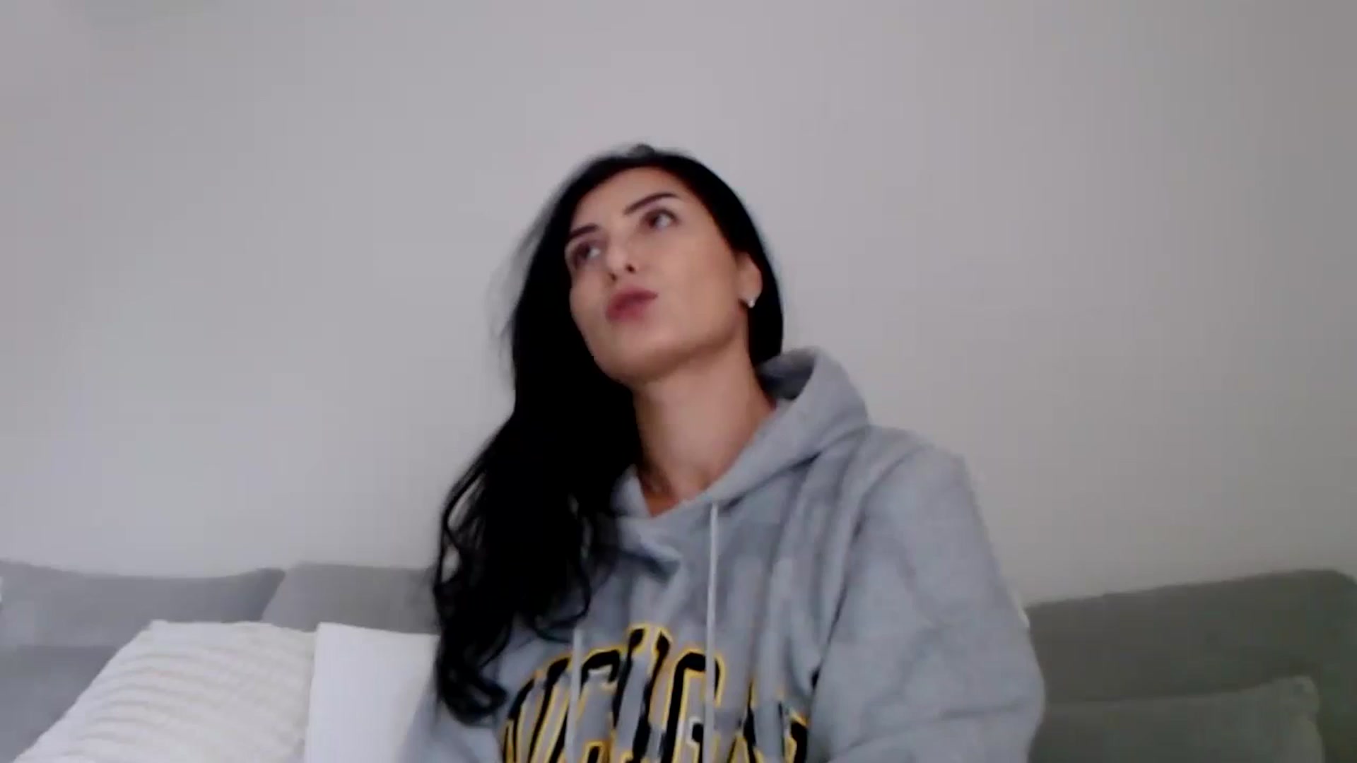 Gallery image thumbnail from LeaIson's myfreecams stream on, 11/21/2023, 13:31 image 1 of 20