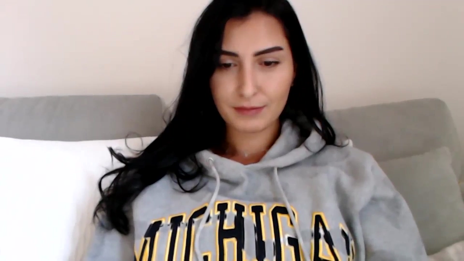 Gallery image thumbnail from LeaIson's myfreecams stream on, 11/21/2023, 13:31 image 16 of 20