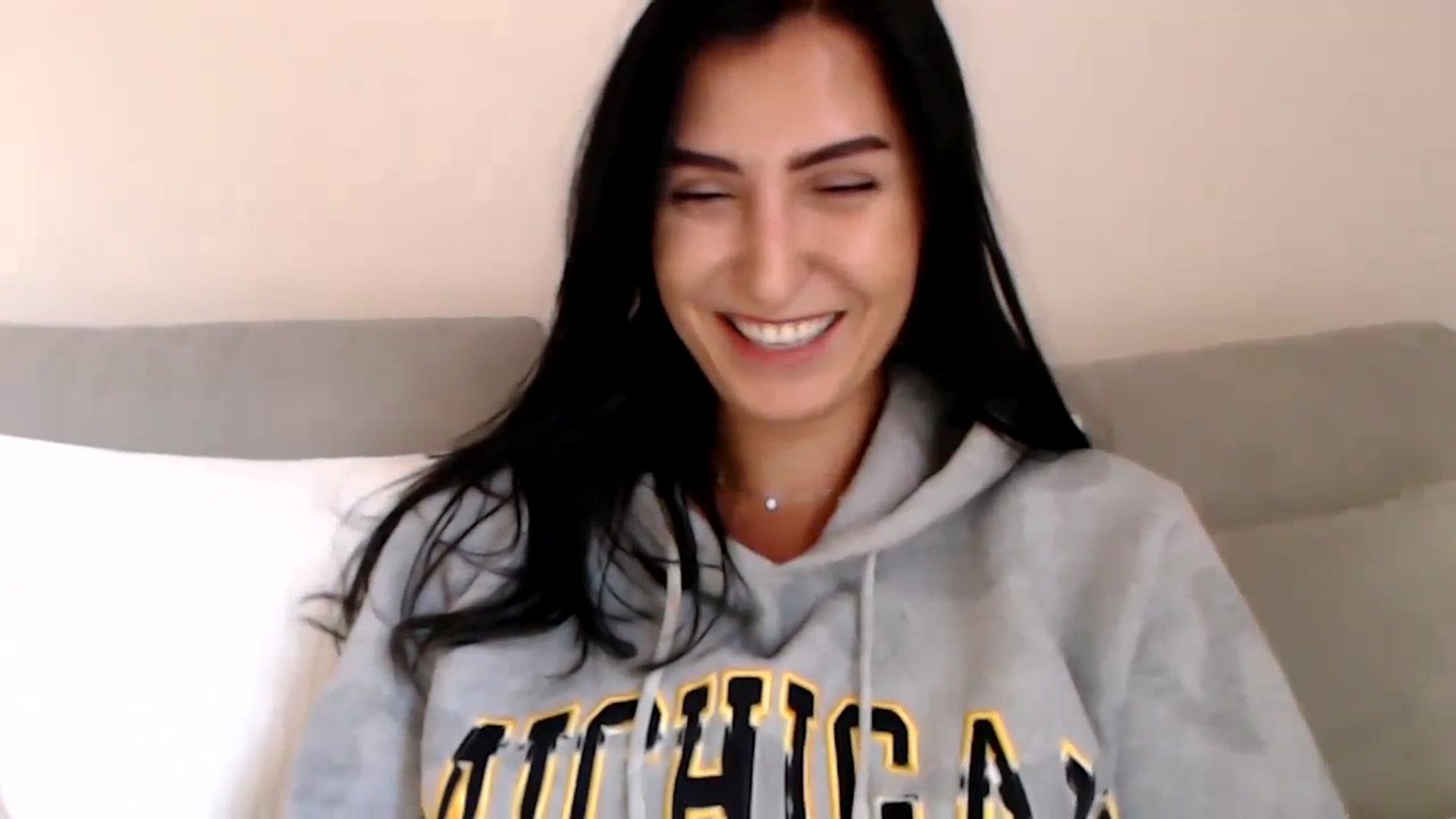 Gallery image thumbnail from LeaIson's myfreecams stream on, 11/21/2023, 13:52 image 6 of 20